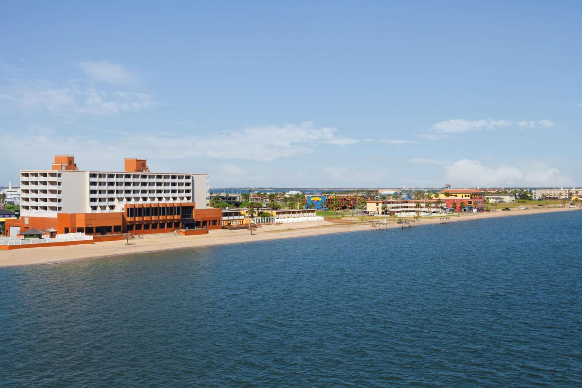 DoubleTree by Hilton Corpus Christi Beachfront gallery photo in Corpus Christi, TX — image 98