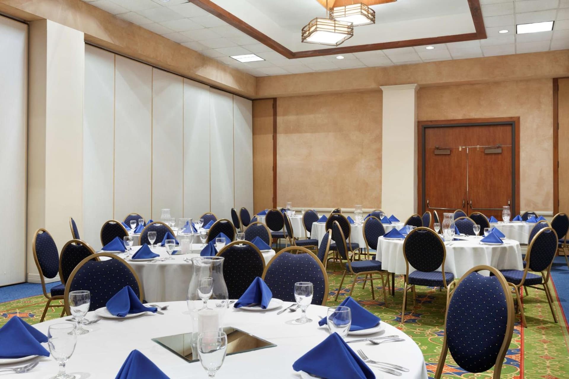 DoubleTree by Hilton Corpus Christi Beachfront gallery photo in Corpus Christi, TX — image 52