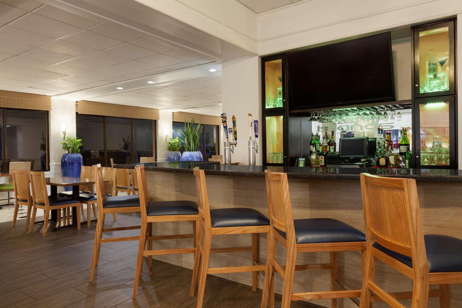 DoubleTree by Hilton Corpus Christi Beachfront gallery photo in Corpus Christi, TX — image 60