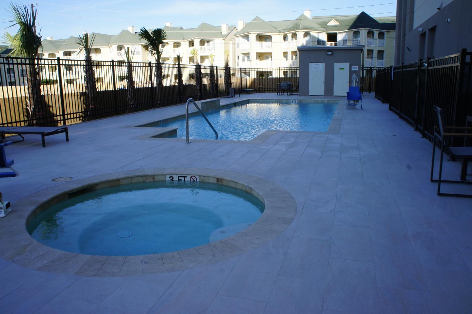 La Quinta Inn & Suites by Wyndham Galveston West Seawall gallery photo in Galveston, TX — image 15