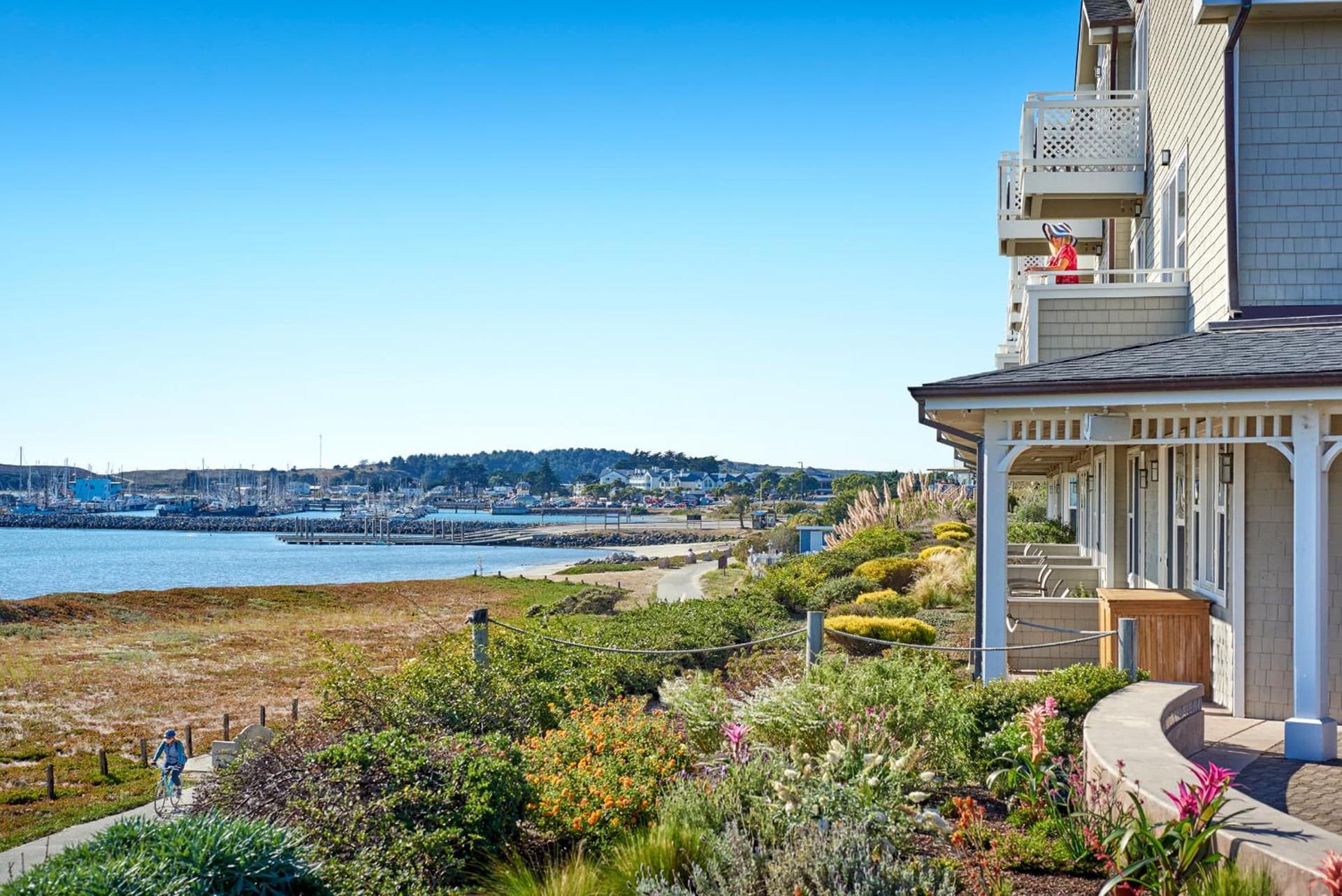 Beach House Half Moon Bay property views in Half Moon Bay, CA — gallery photo 3