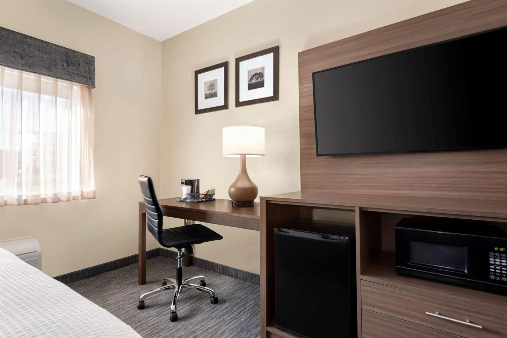 Best Western Plus Paper Valley Hotel gallery photo in Appleton, WI — image 14