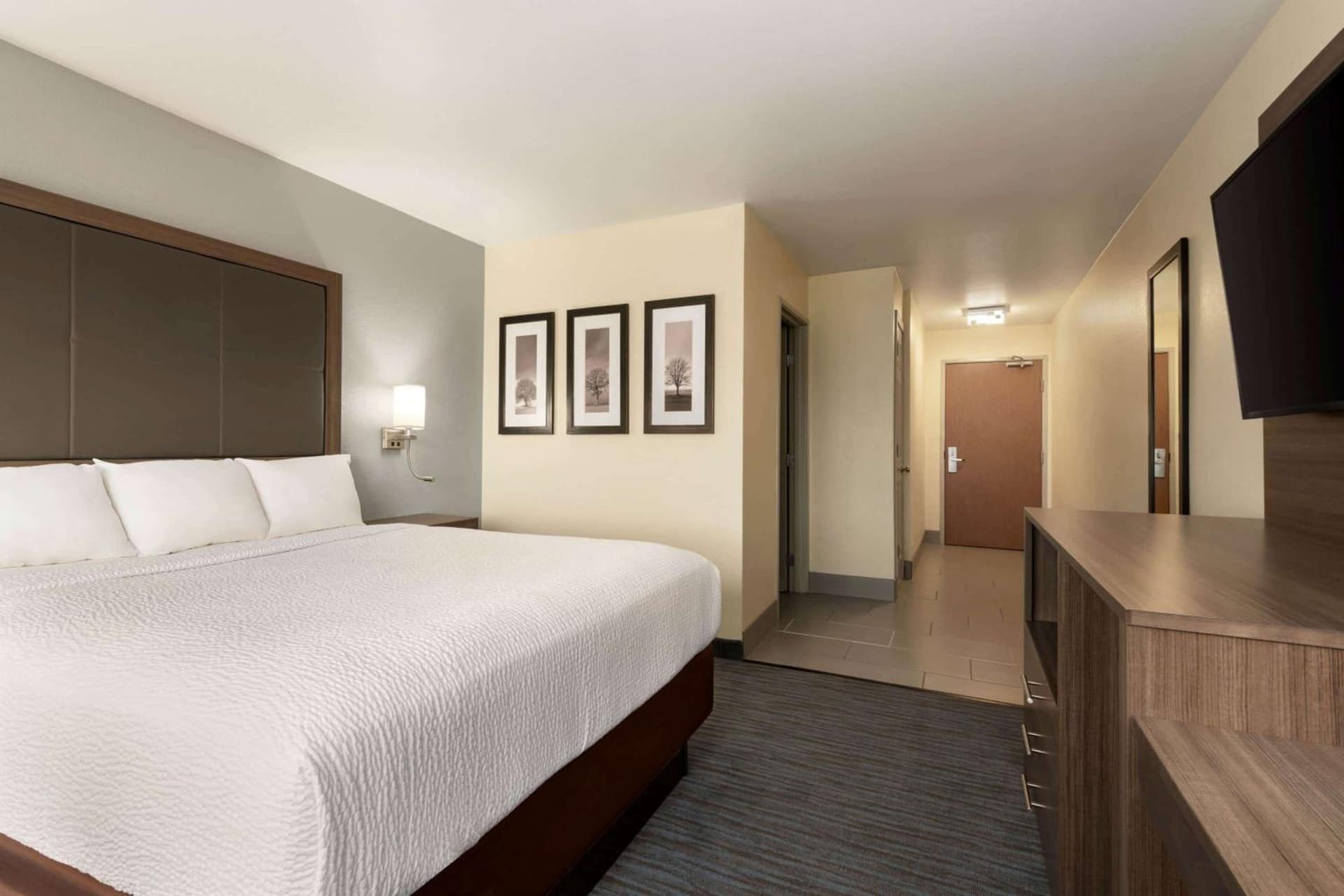 Best Western Plus Paper Valley Hotel gallery photo in Appleton, WI — image 29