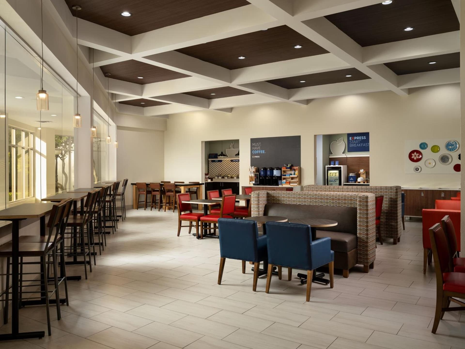 Holiday Inn Express Hotel & Suites Irving DFW Airport North by IHG gallery photo in Irving, TX — image 12
