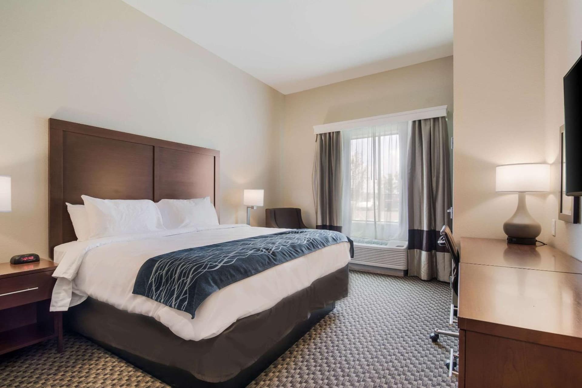 Comfort Inn & Suites Rock Hill Northeast gallery photo in Rock Hill, SC — image 26