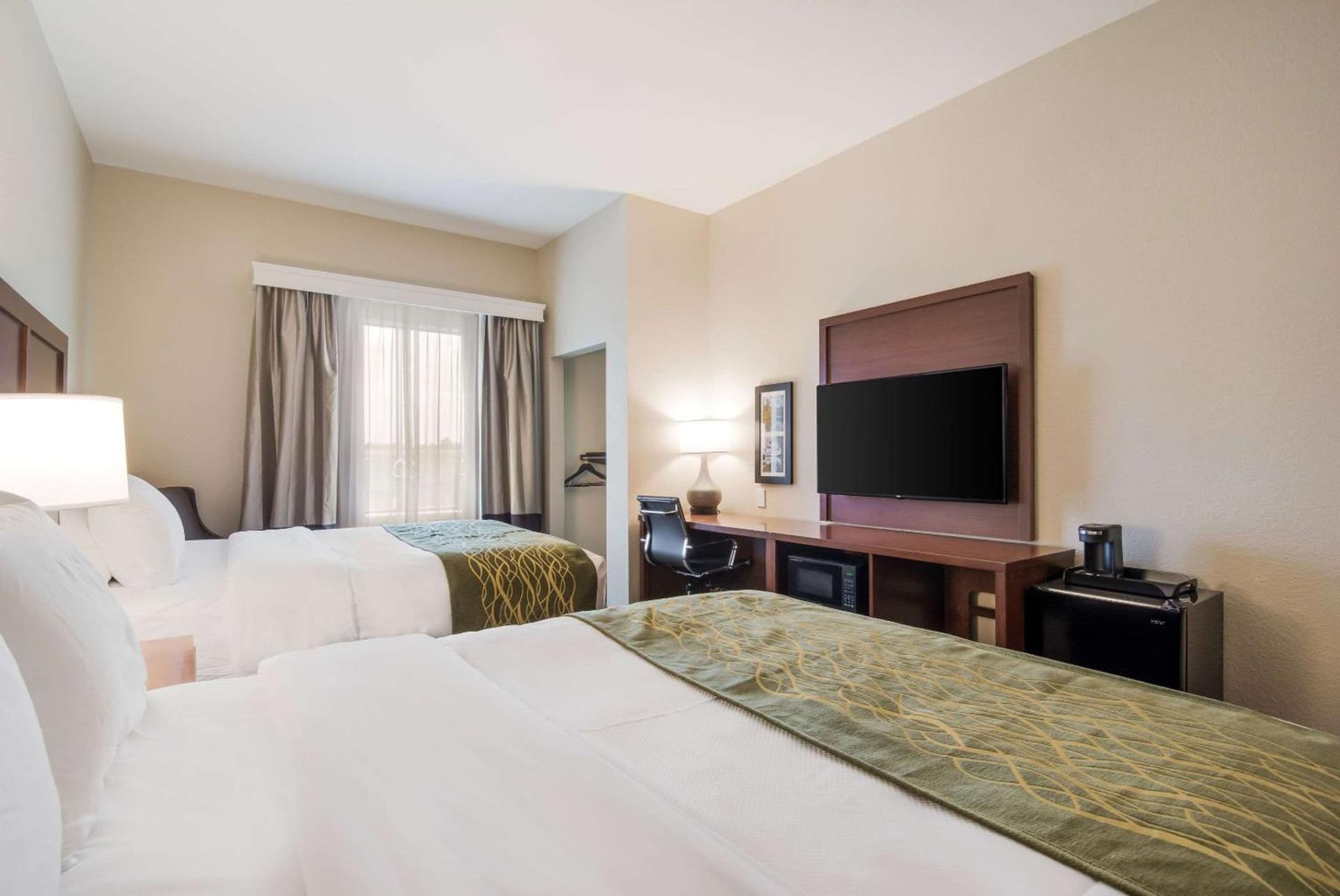 Comfort Inn & Suites Rock Hill Northeast gallery photo in Rock Hill, SC — image 43