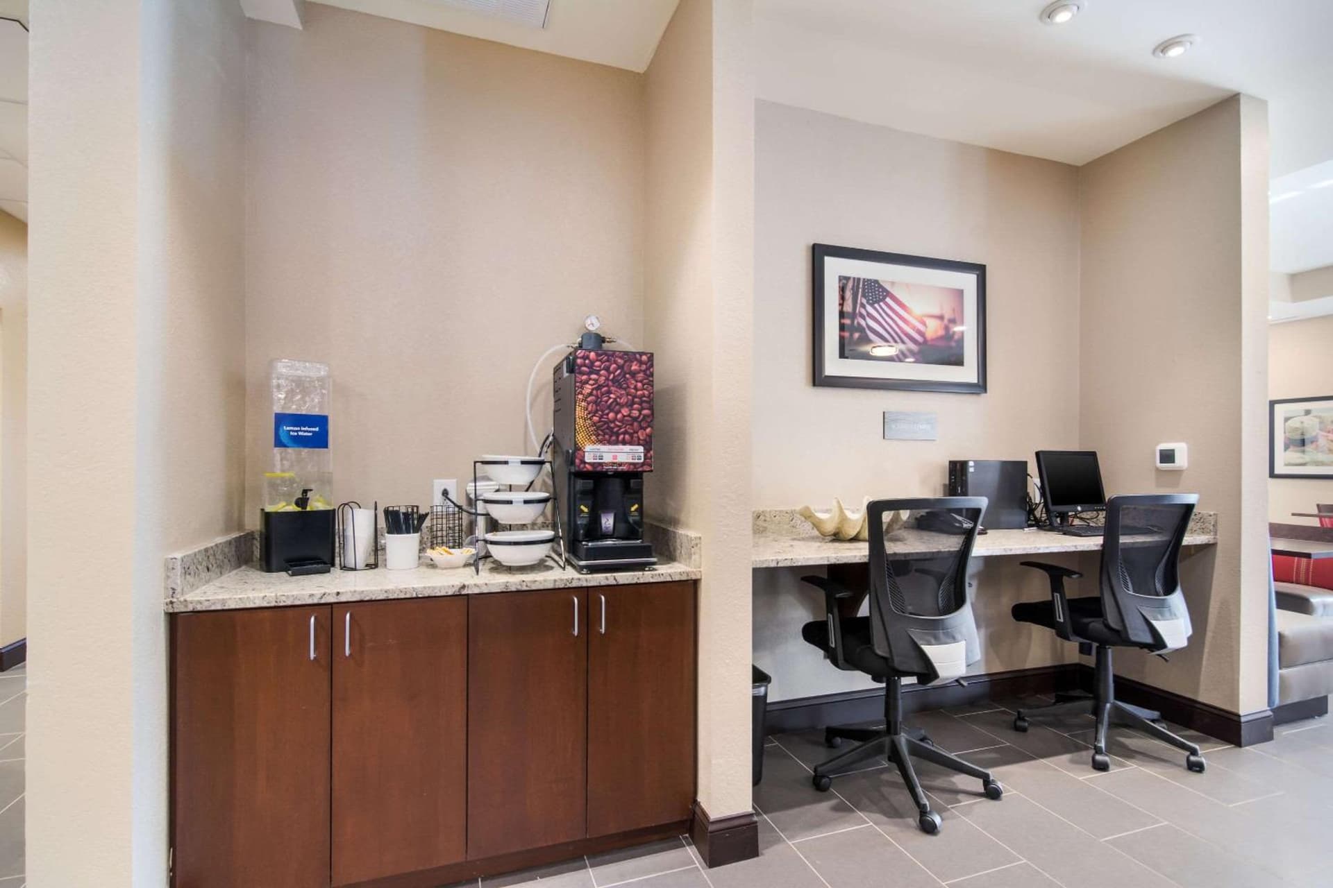 Comfort Inn & Suites Rock Hill Northeast gallery photo in Rock Hill, SC — image 34
