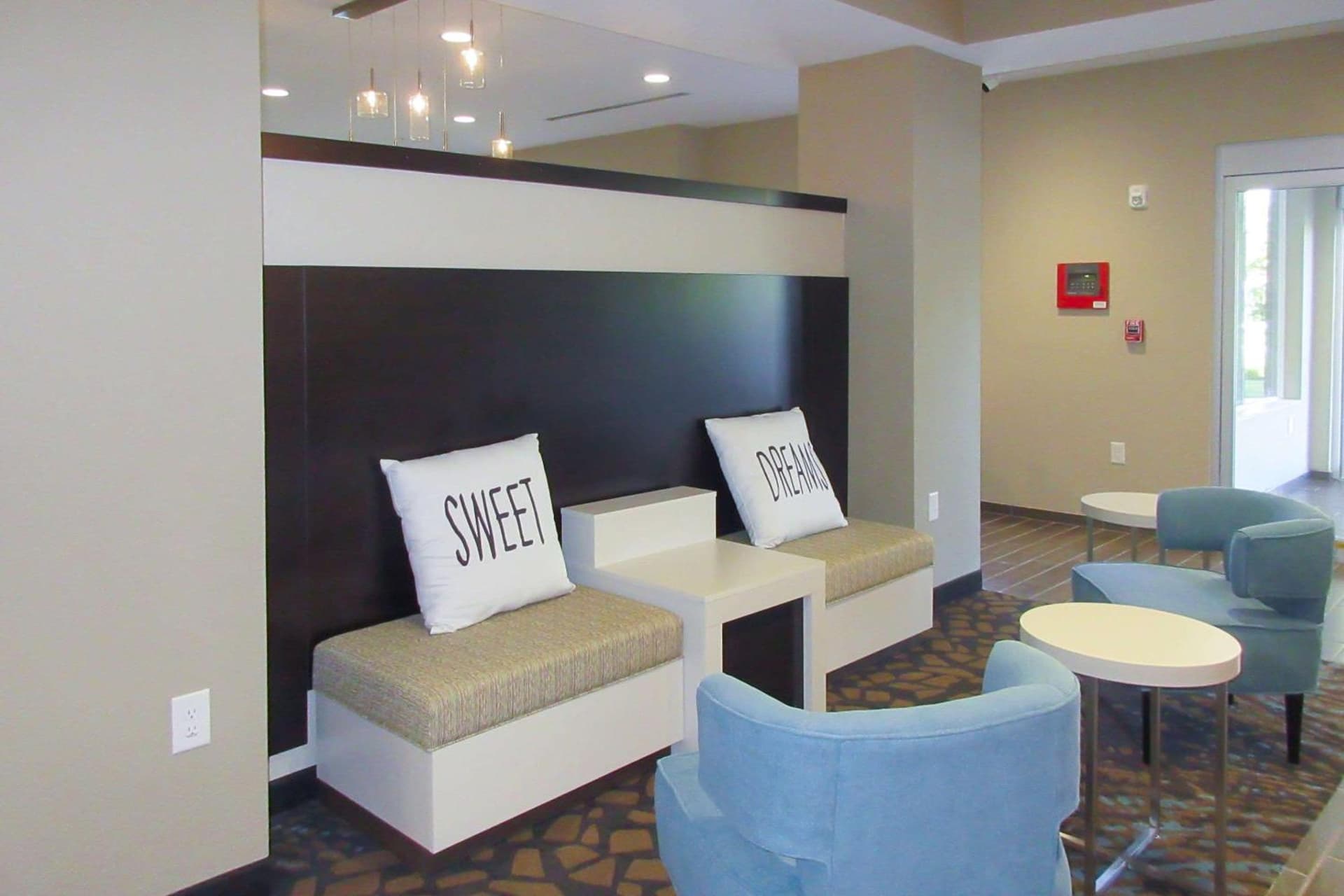 Sleep Inn & Suites Gallatin - Nashville Metro property views in Gallatin, TN — gallery photo 3