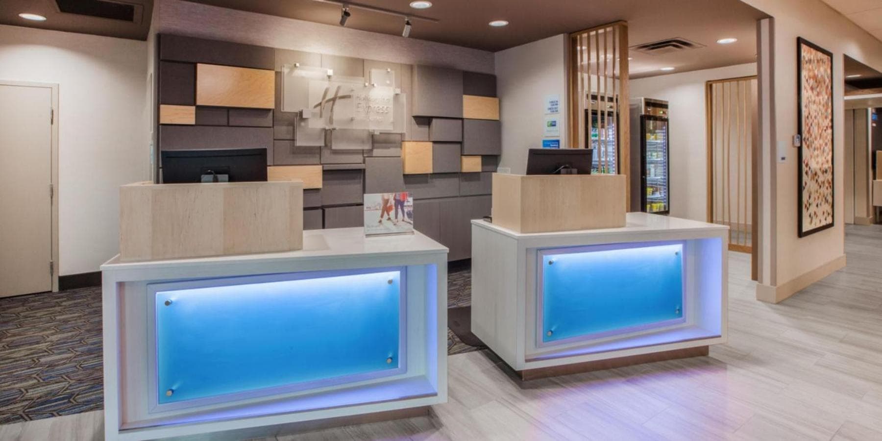 Holiday Inn Express & Suites Lindale - Tyler by IHG interior in Lindale, TX — gallery photo 2