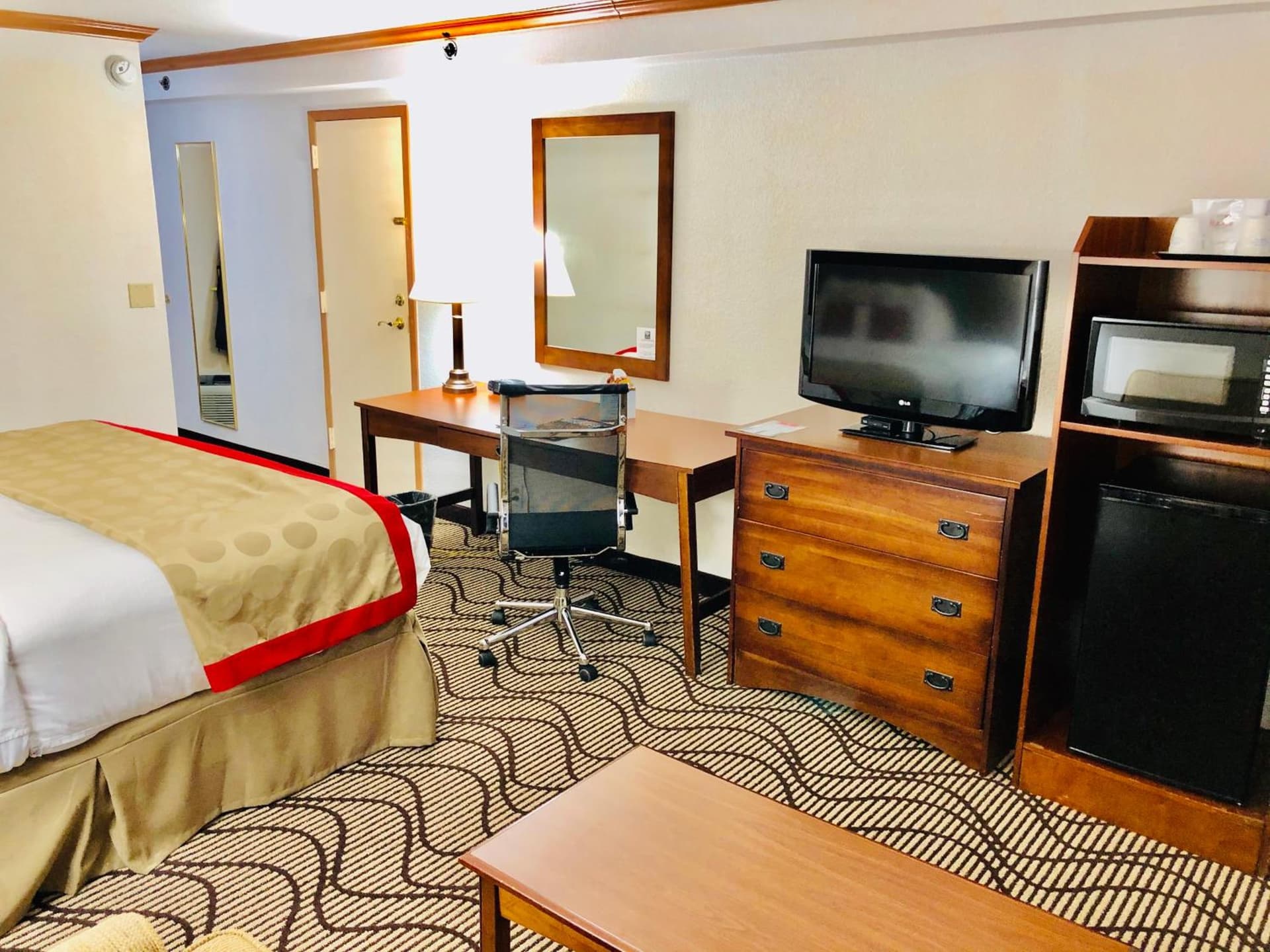 Ramada by Wyndham Birmingham Airport gallery photo in Birmingham, AL — image 24