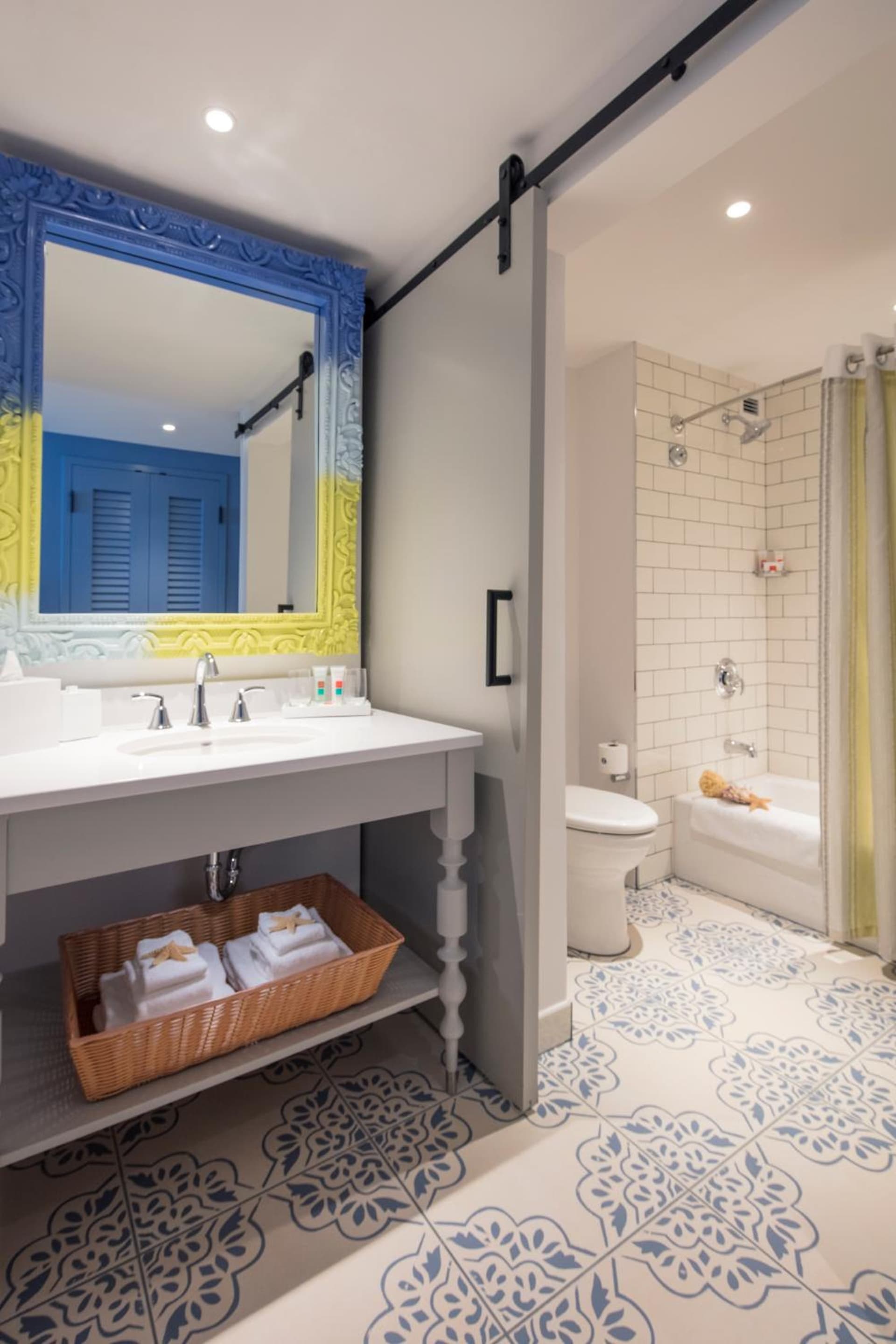 Universal's Loews Sapphire Falls Resort gallery photo in Orlando, FL — image 23