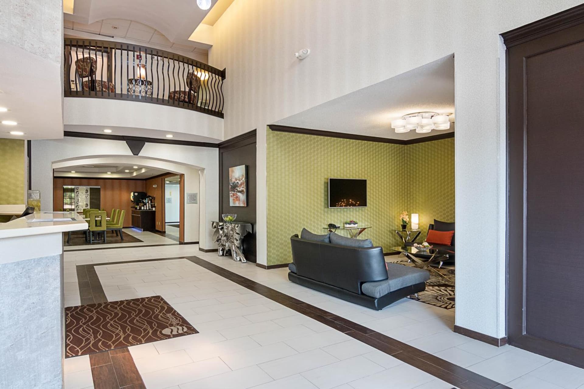 Comfort Inn Camden interior in Camden, AR — gallery photo 2