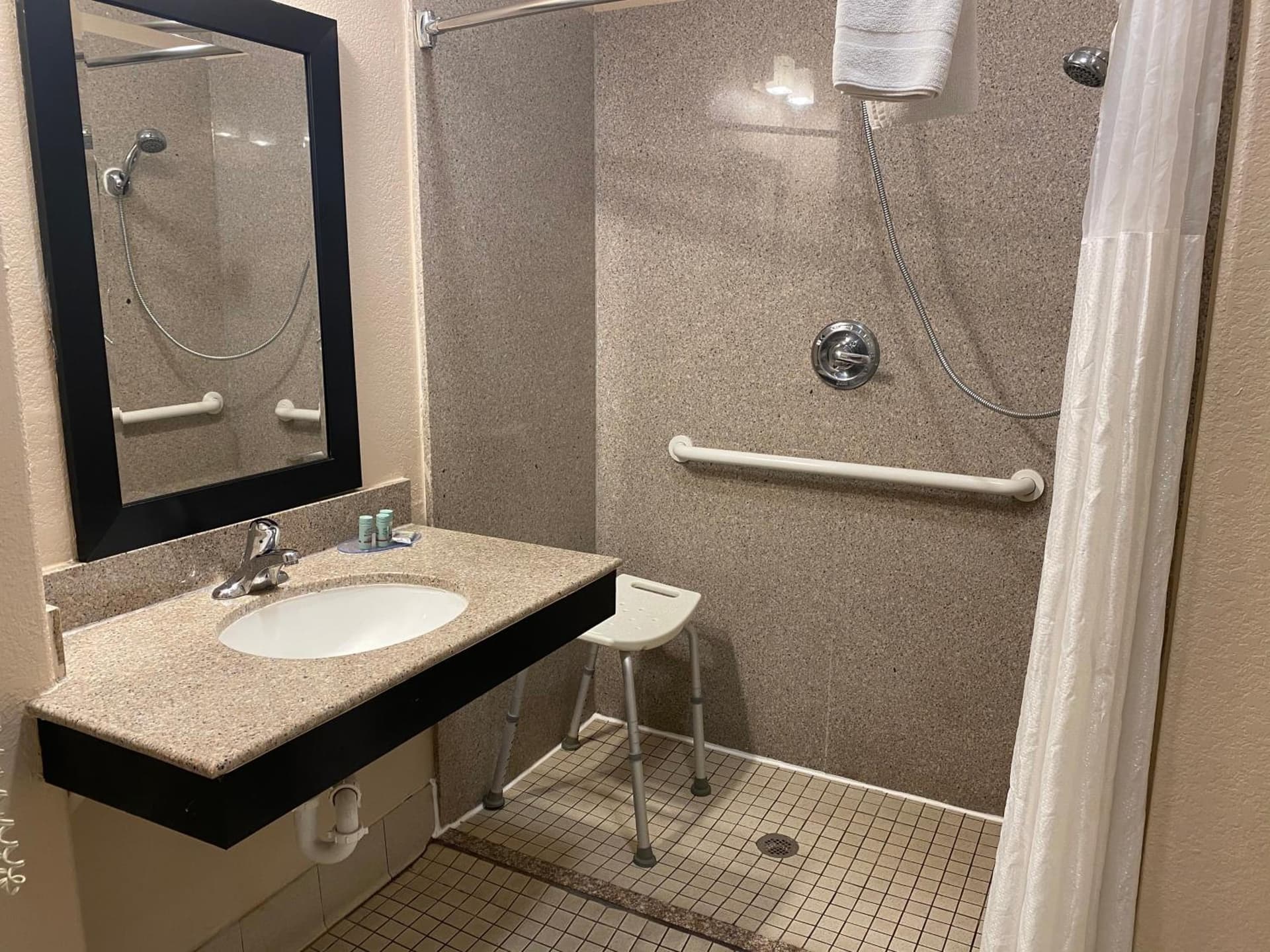 Galveston Beach Hotel gallery photo in Galveston, TX — image 11