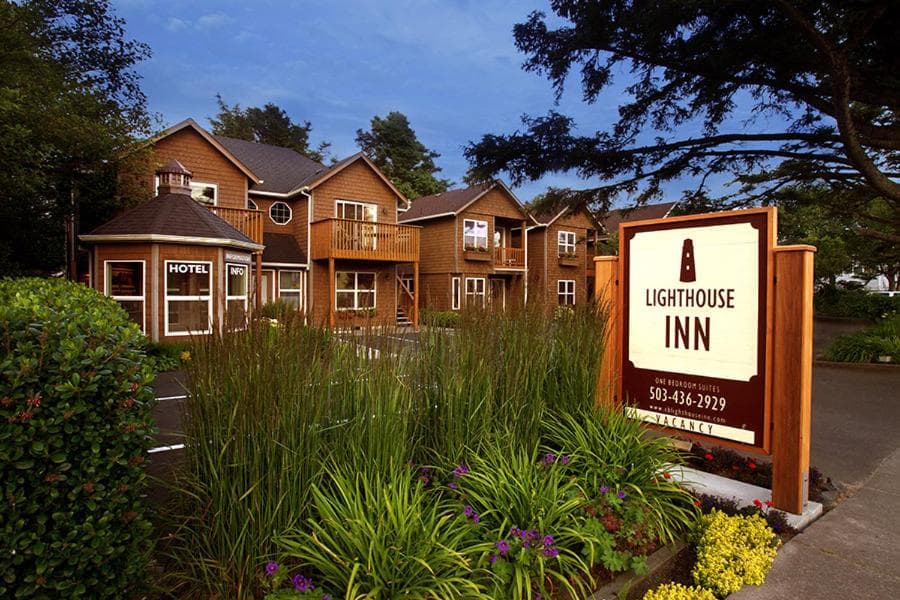 Lighthouse Inn featured exterior or lobby in Cannon Beach, OR — similar hotel