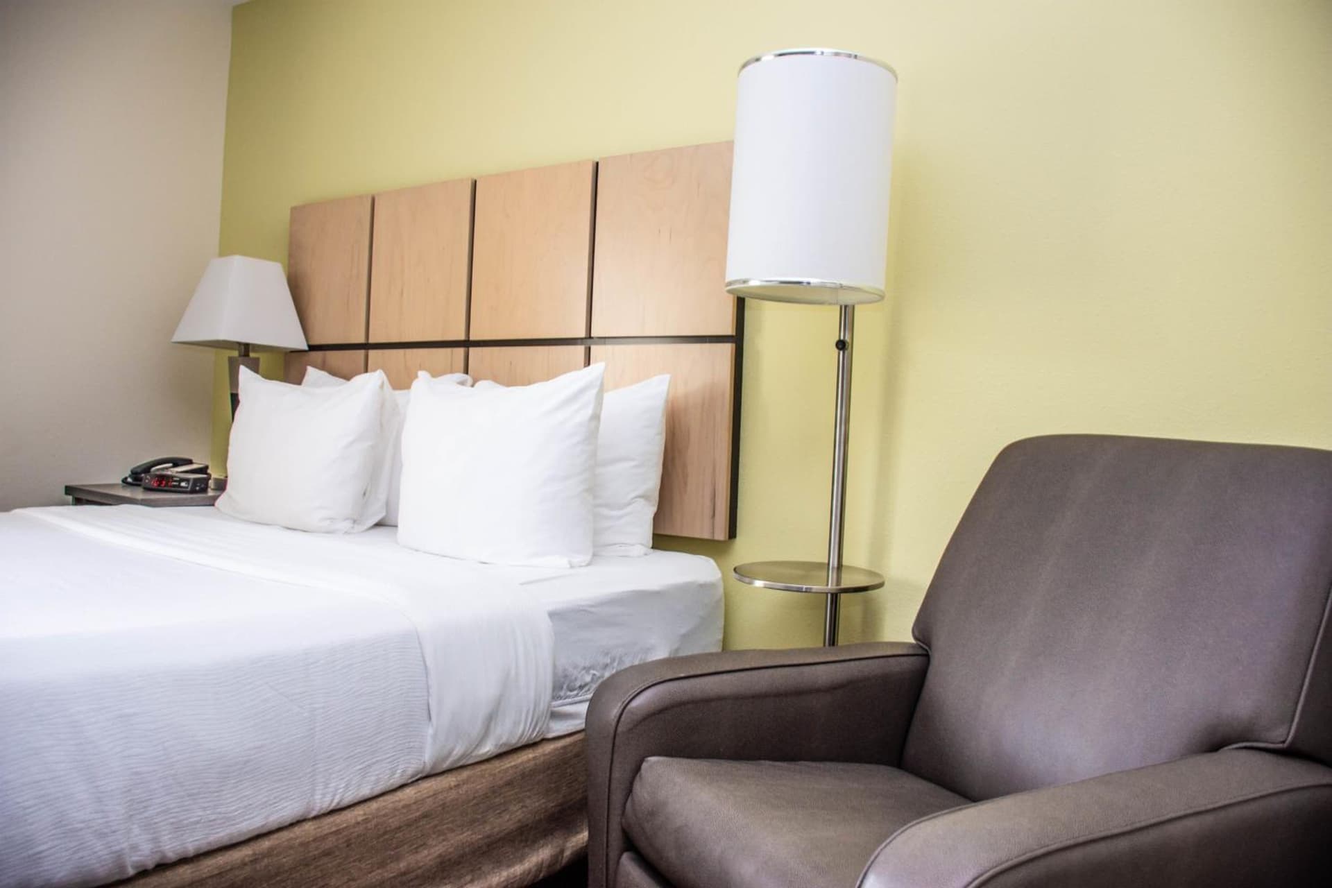 Candlewood Suites Overland Park W 135th St by IHG interior in Overland Park, KS — gallery photo 2