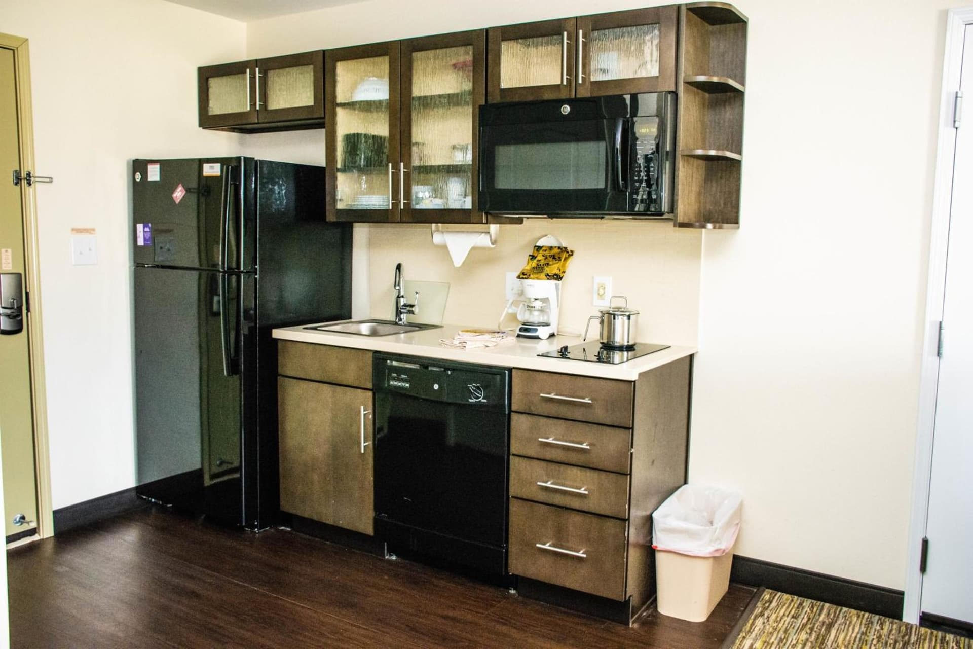 Candlewood Suites Overland Park W 135th St by IHG gallery photo in Overland Park, KS — image 40