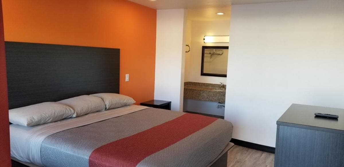 Budget Motel of USA property views in Hinesville, GA — gallery photo 3