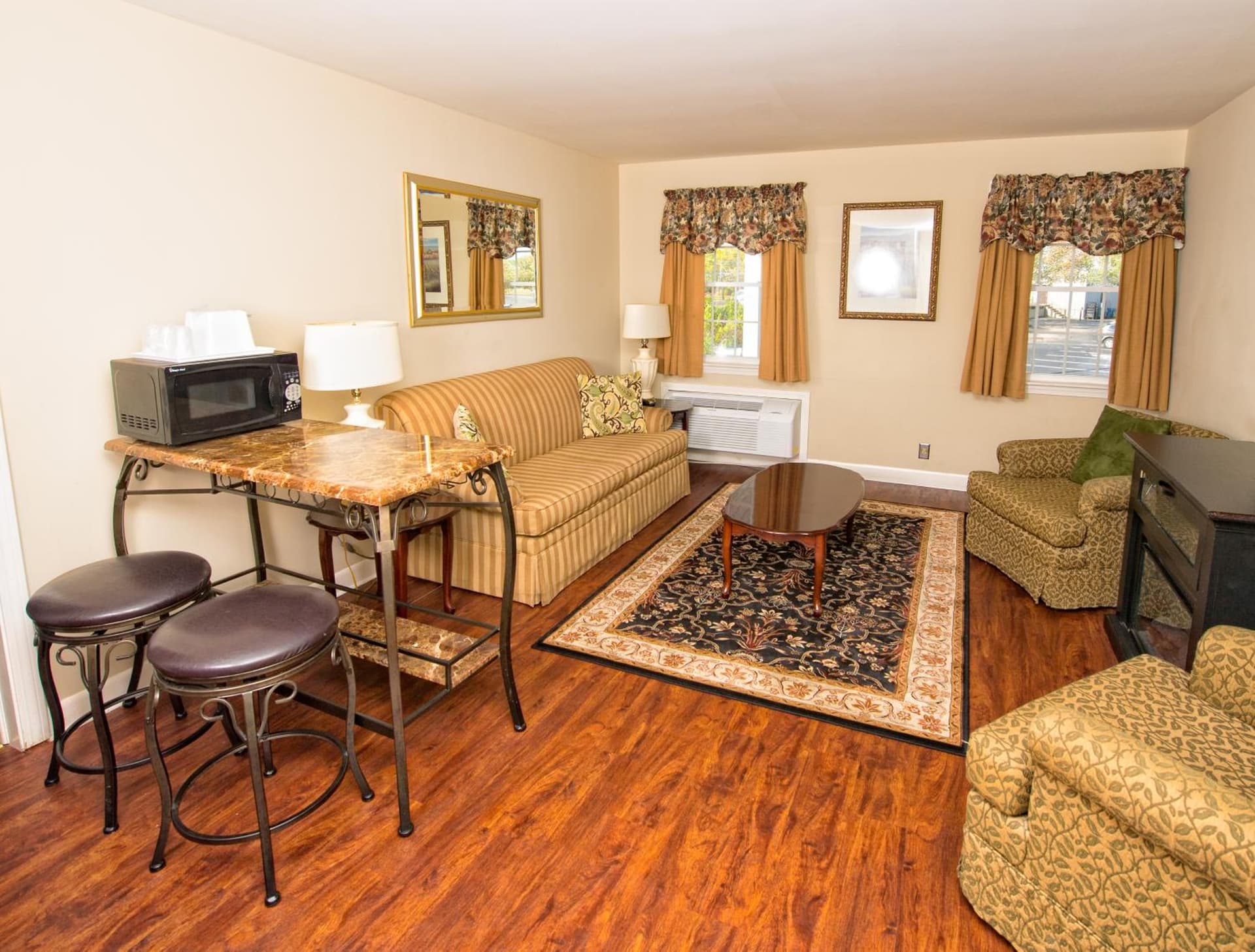 Colonial Inn Seekonk gallery photo in Seekonk, MA — image 27