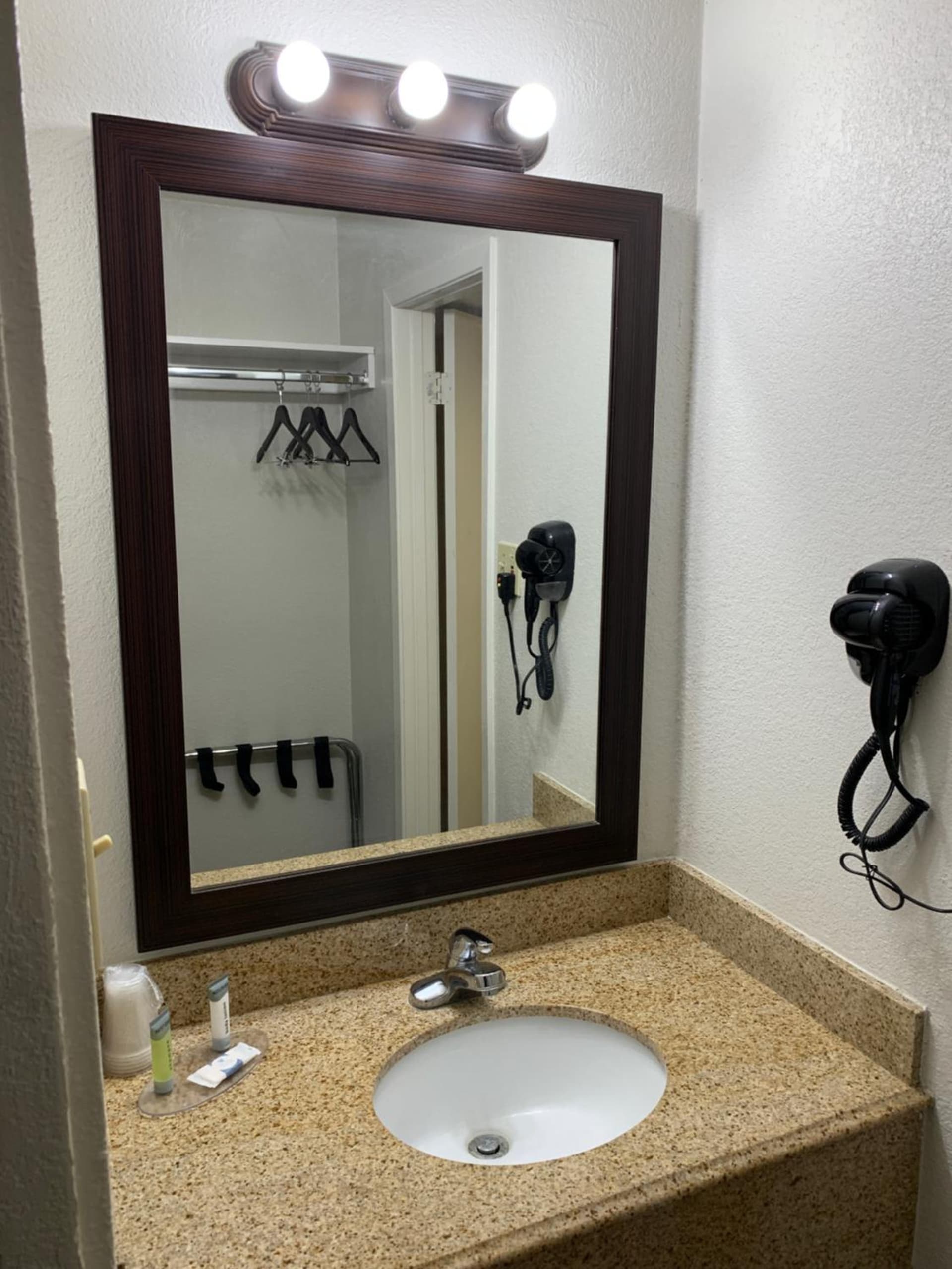 The Hotel Orange property views in Orange, TX — gallery photo 3