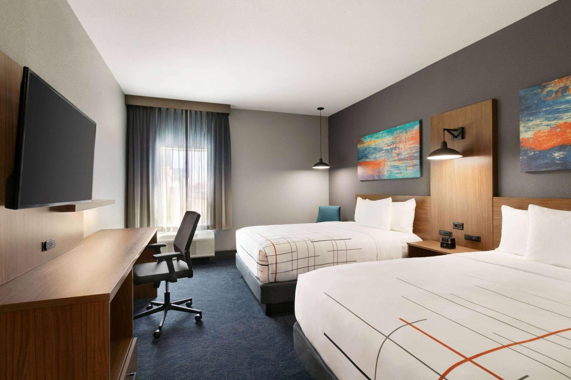 La Quinta Inn & Suites by Wyndham College Station North gallery photo in College Station, TX — image 20