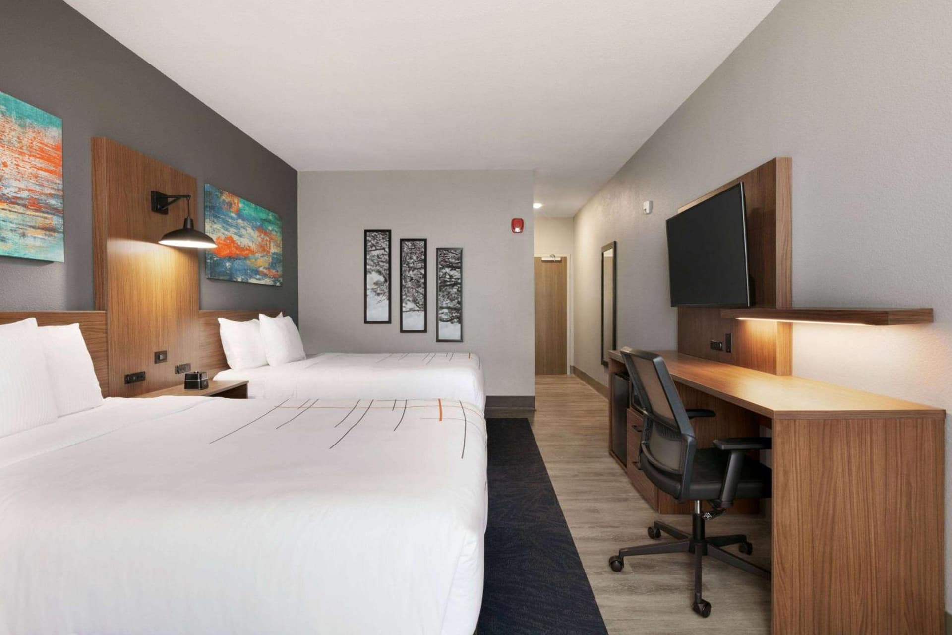 La Quinta Inn & Suites by Wyndham College Station North gallery photo in College Station, TX — image 40