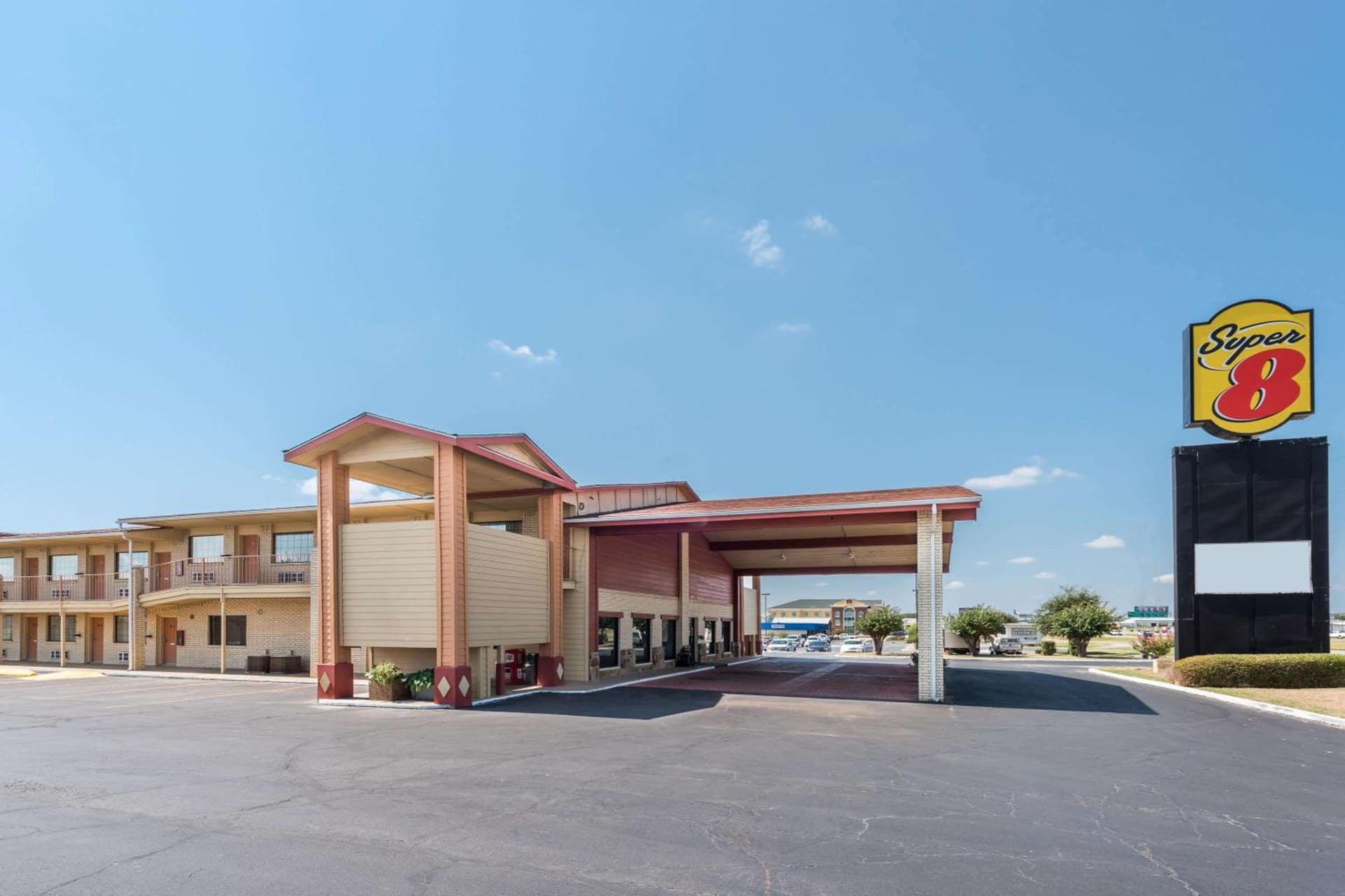 Super 8 by Wyndham Waco/Mall area TX gallery photo in Waco, TX — image 19