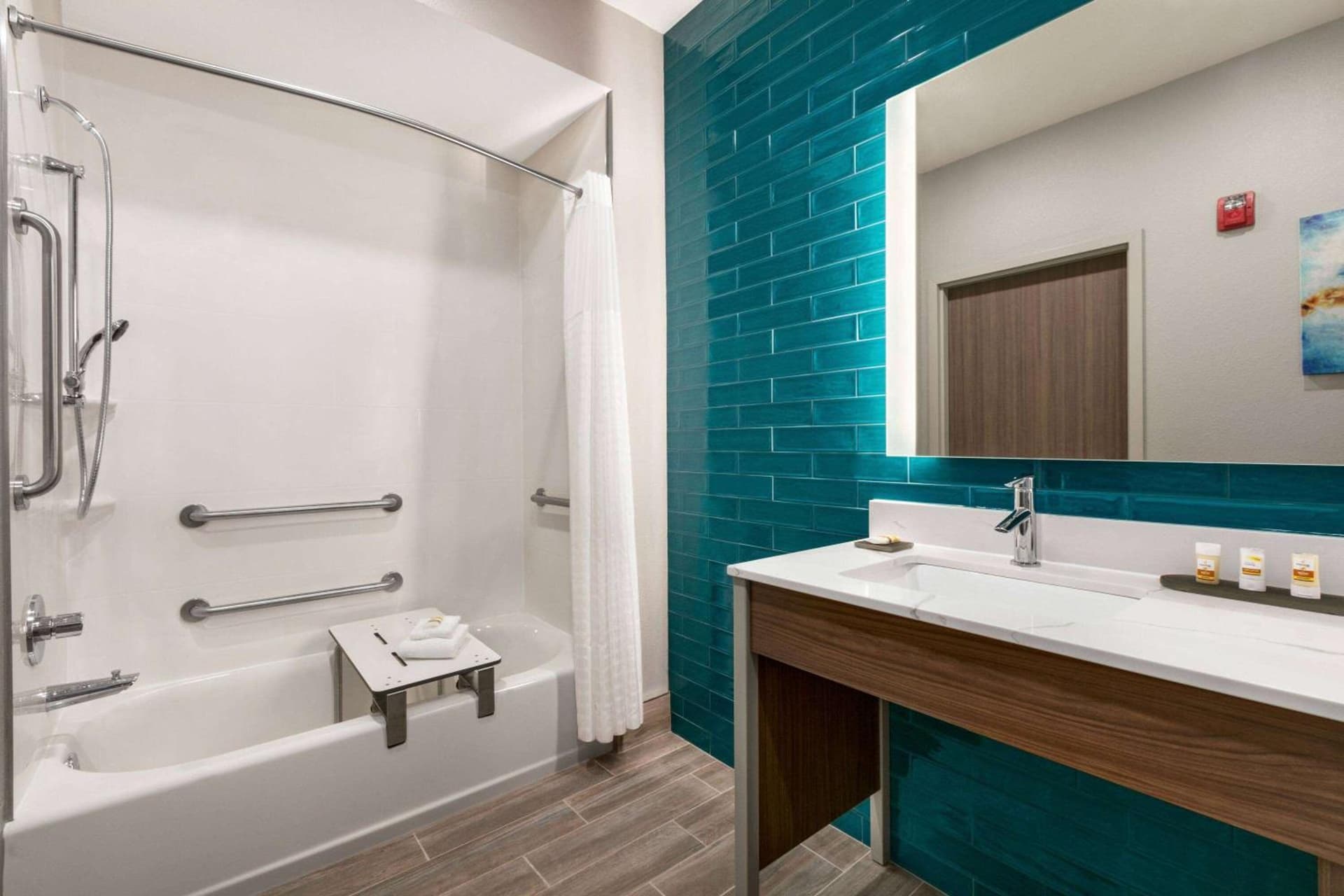 La Quinta Inn & Suites by Wyndham College Station North gallery photo in College Station, TX — image 25