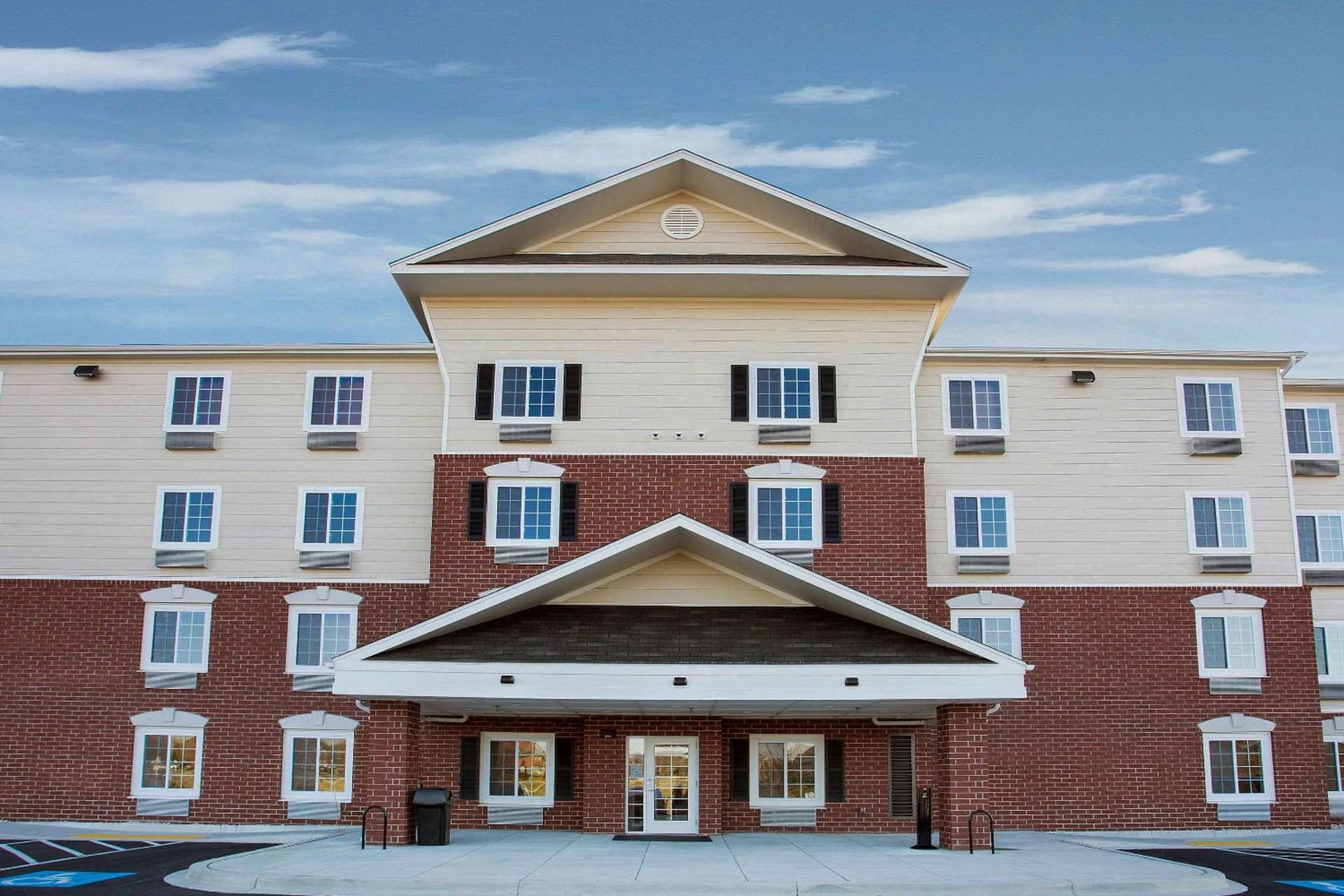 WoodSpring Suites Frederick I-70 gallery photo in Frederick, MD — image 8