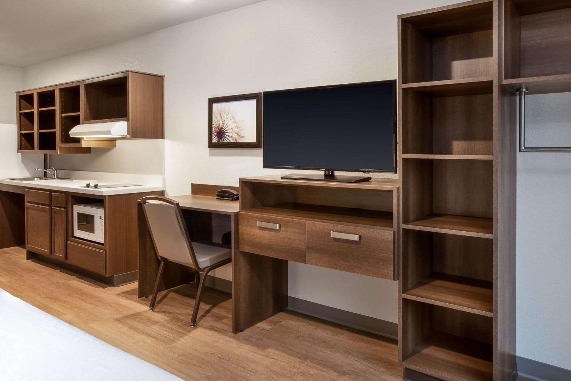 WoodSpring Suites Washington DC Northeast Greenbelt gallery photo in Greenbelt, MD — image 17