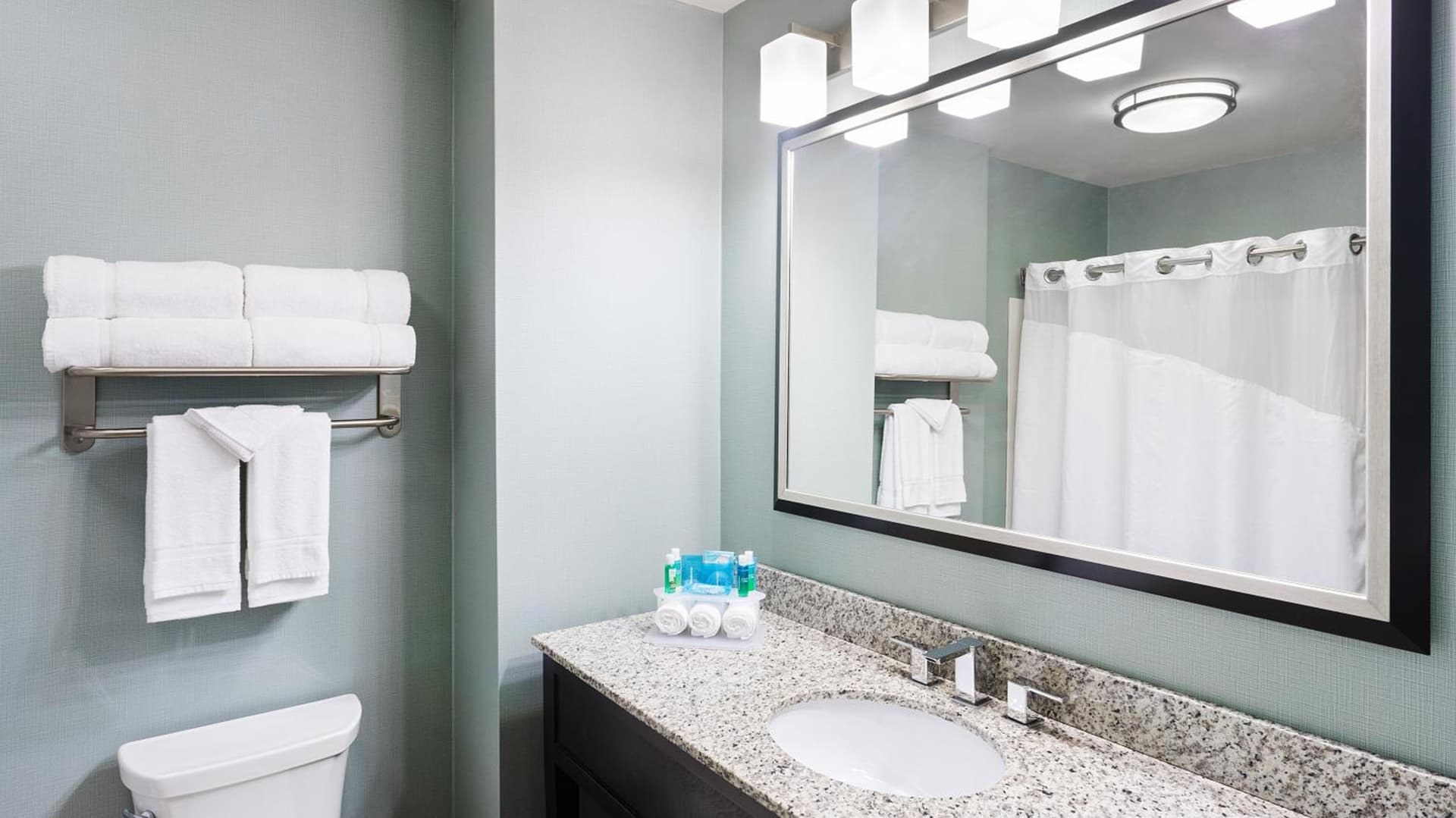 Holiday Inn Express and Suites Stroudsburg-Poconos by IHG gallery photo in Stroudsburg, PA — image 30
