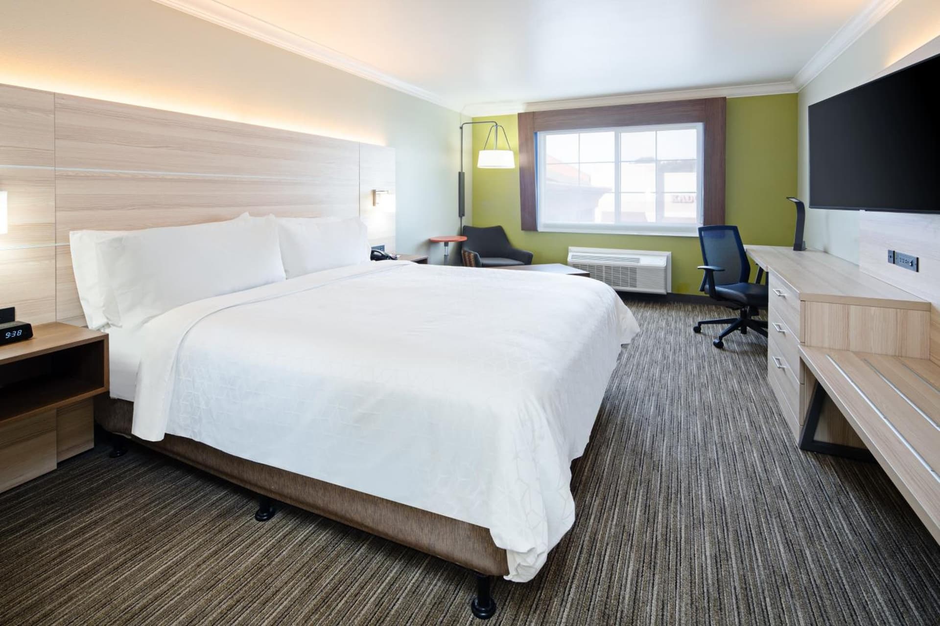 Holiday Inn Express & Suites Watsonville by IHG gallery photo in Watsonville, CA — image 27