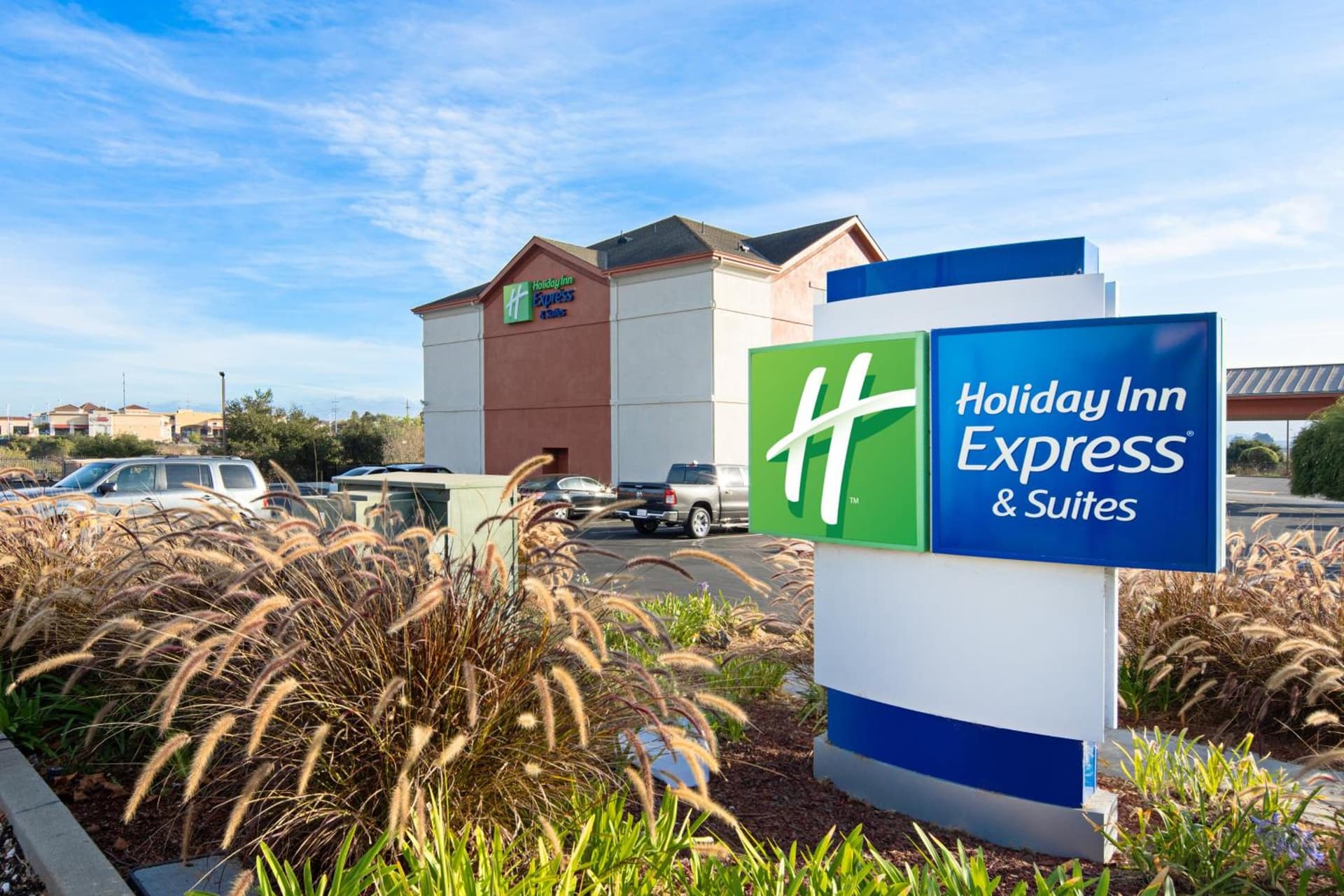 Holiday Inn Express & Suites Watsonville by IHG — hotel in Watsonville, California