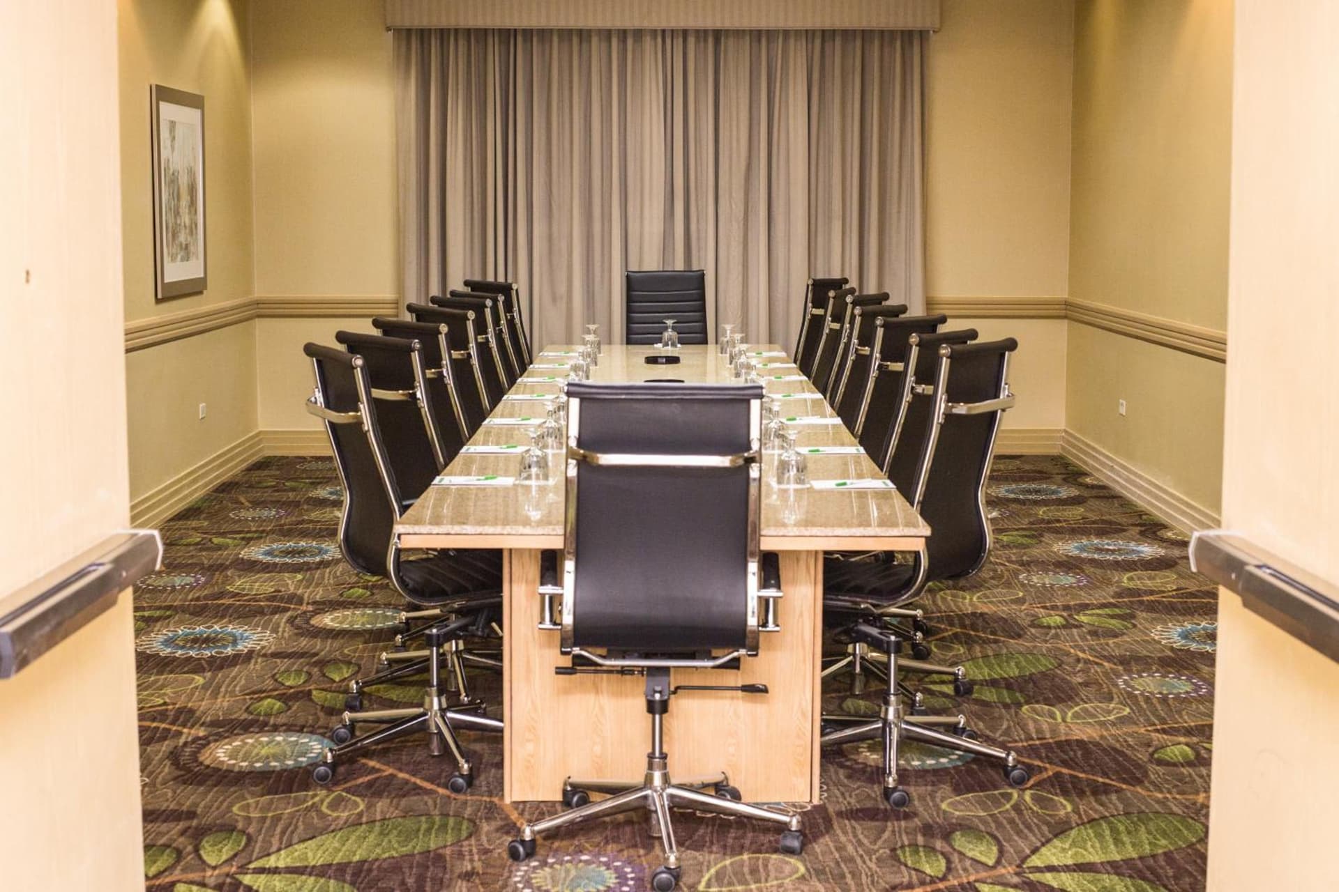 Holiday Inn & Suites Bolingbrook by IHG gallery photo in Bolingbrook, IL — image 25