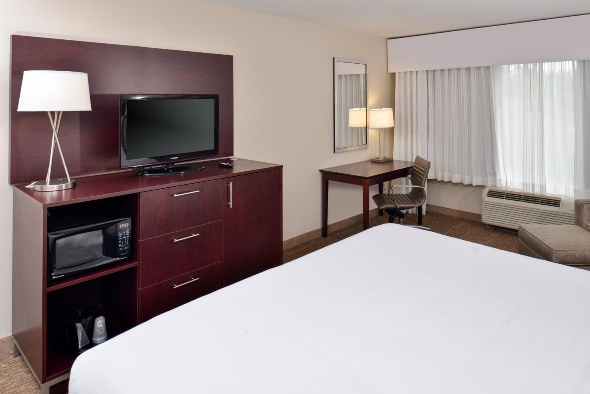 Holiday Inn Express Hotel & Suites Lafayette by IHG gallery photo in Lafayette, LA — image 34