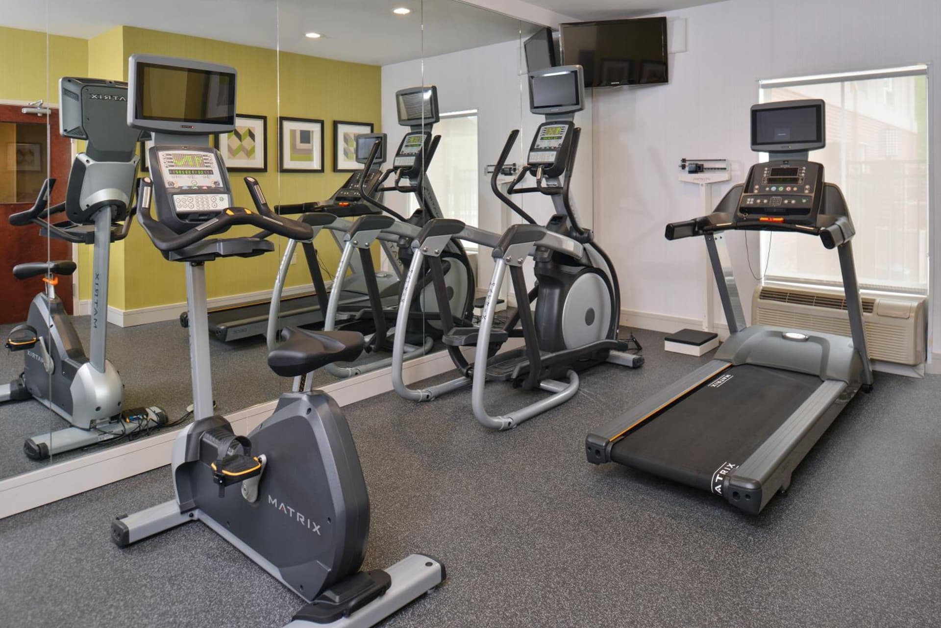 Holiday Inn Express Hotel & Suites Lafayette by IHG gallery photo in Lafayette, LA — image 6