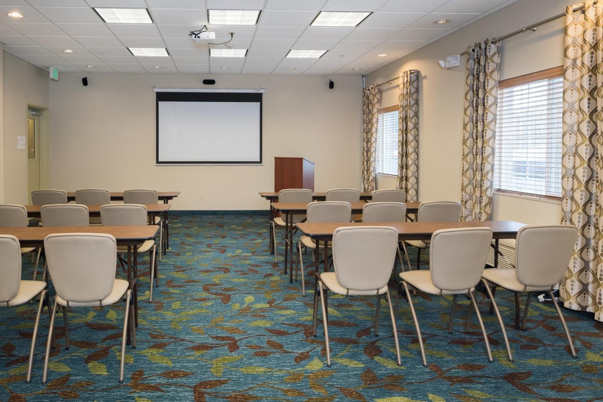 Candlewood Suites Olympia - Lacey by IHG gallery photo in Lacey, WA — image 23