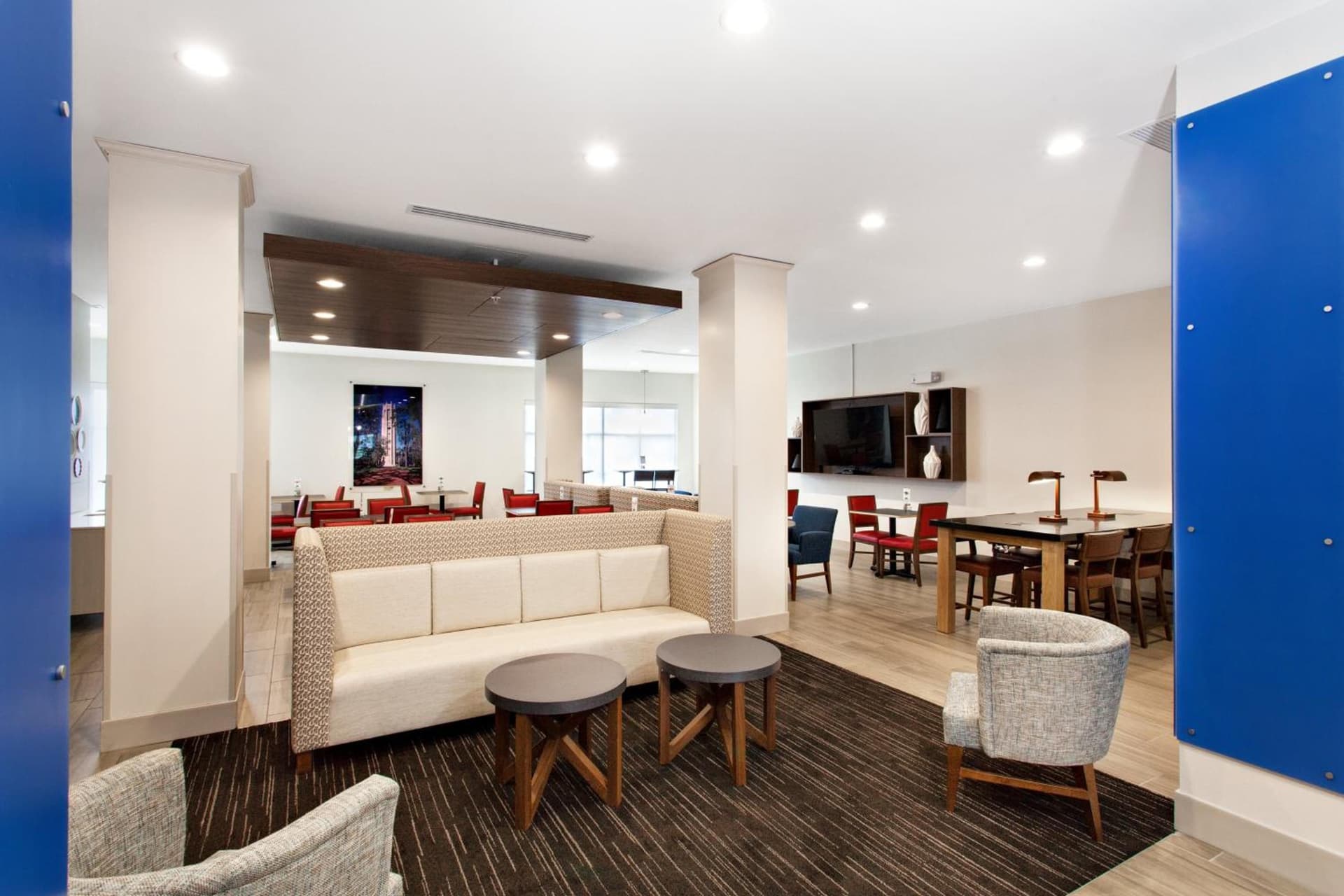 Holiday Inn Express Lake Wales North-Winter Haven by IHG gallery photo in Waverly, FL — image 8