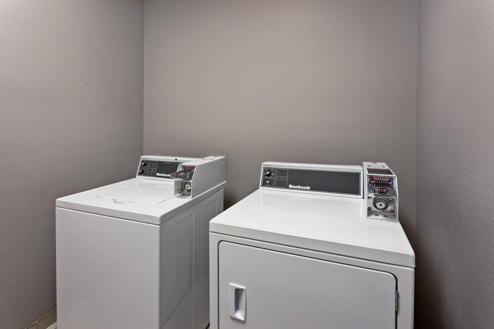 Holiday Inn Express & Suites Anaheim Resort Area by IHG gallery photo in Anaheim, CA — image 33
