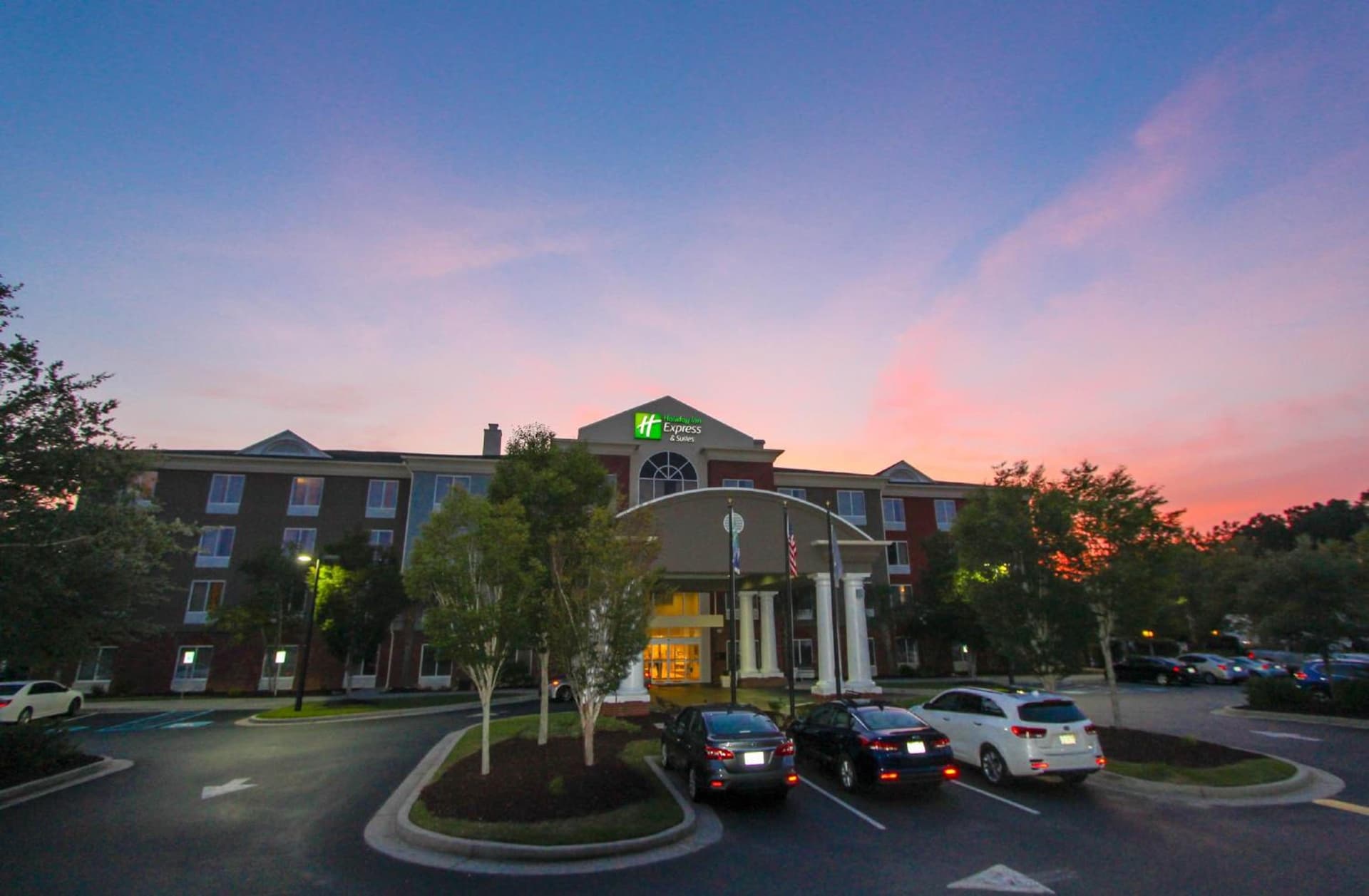Holiday Inn Express Hotel & Suites Charleston - North by IHG featured exterior or lobby in Charleston, SC — similar hotel
