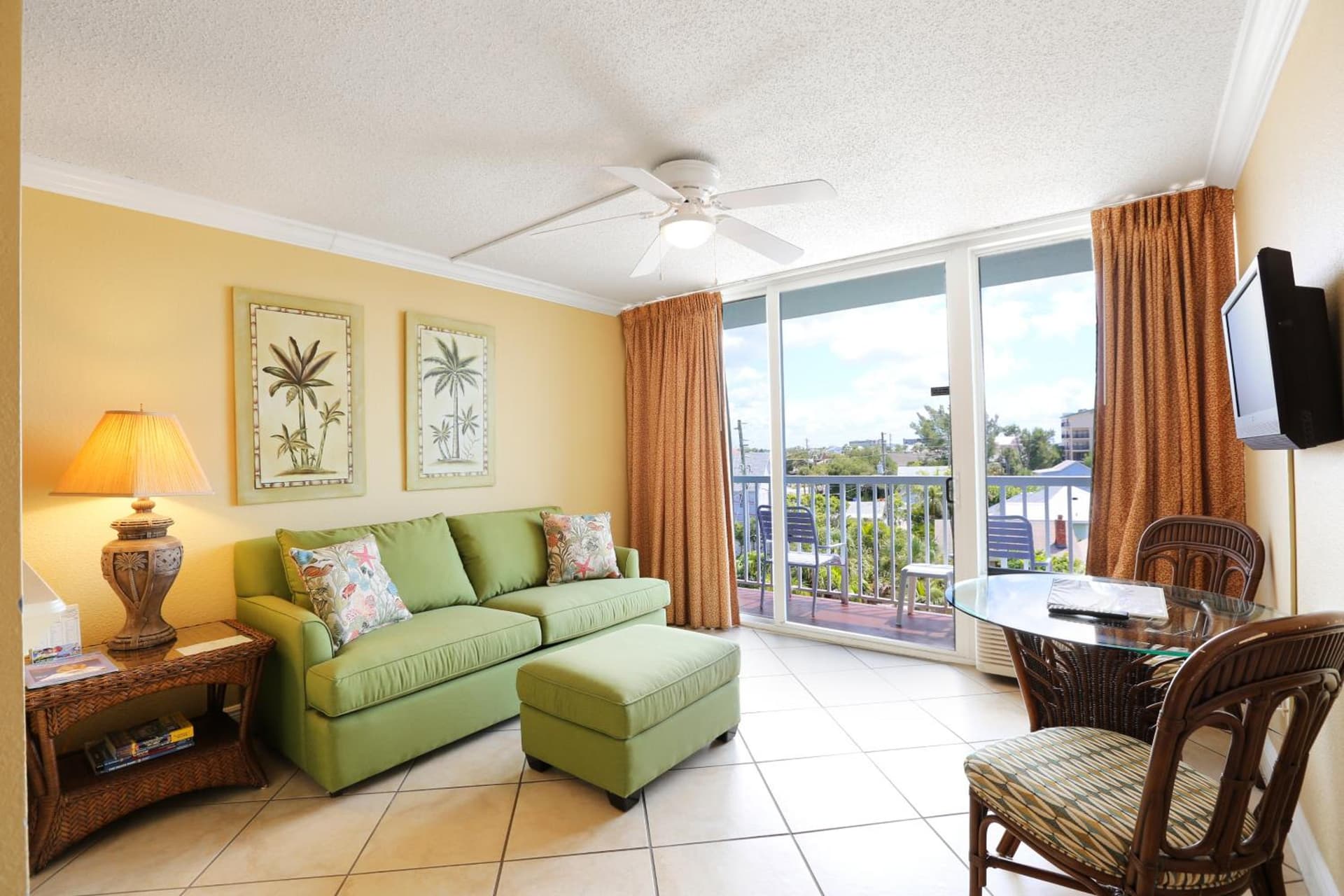 Barefoot Beach Club gallery photo in St Pete Beach, FL — image 20