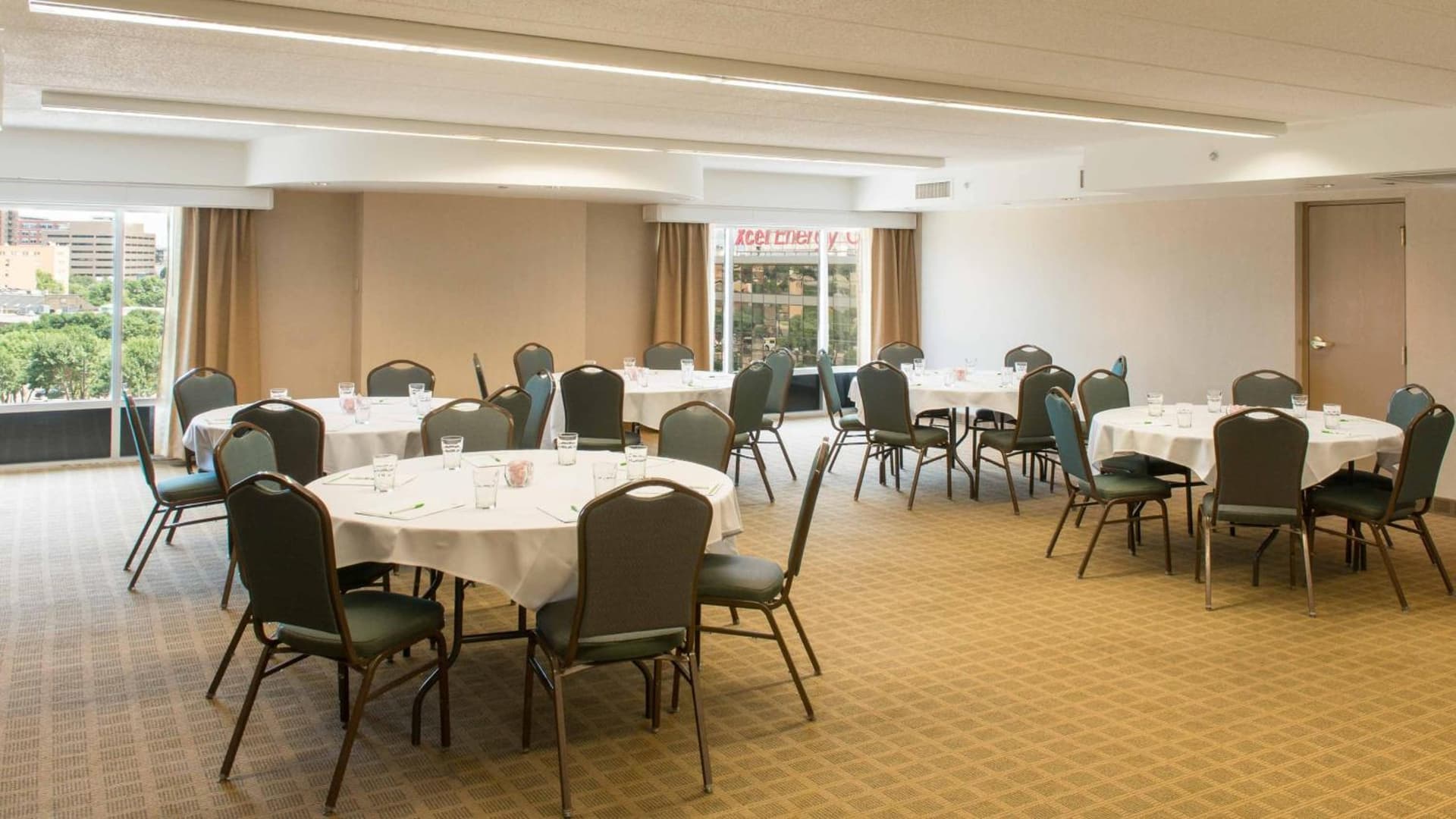 Holiday Inn St. Paul Downtown by IHG gallery photo in Saint Paul, MN — image 19