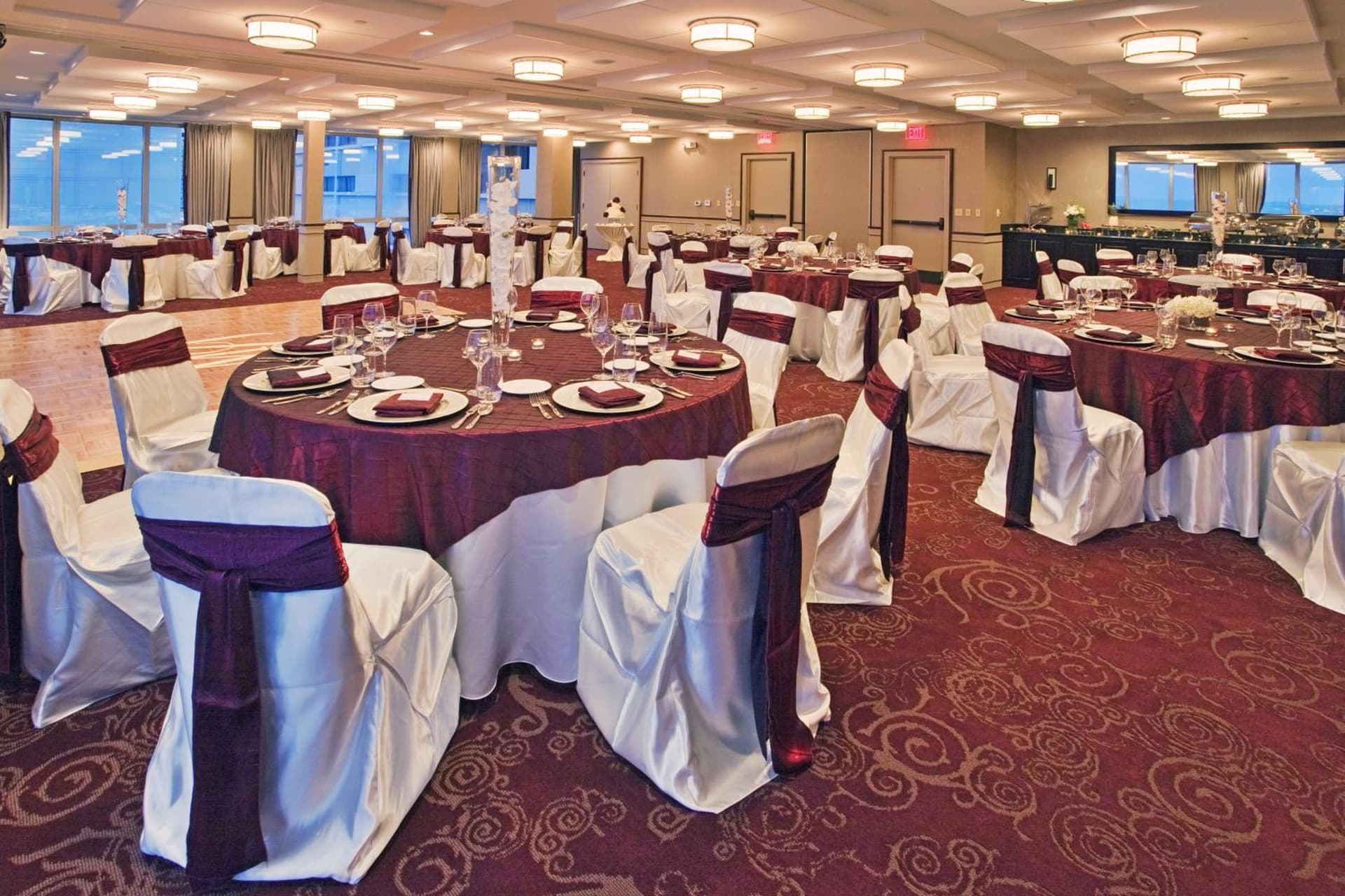 Holiday Inn & Suites Virginia Beach - North Beach by IHG gallery photo in Virginia Beach, VA — image 47