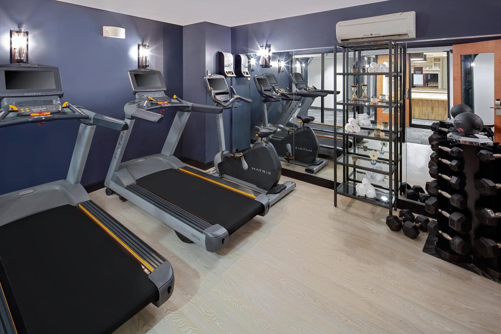 Hotel Indigo Boston Garden by IHG gallery photo in Boston, MA — image 32