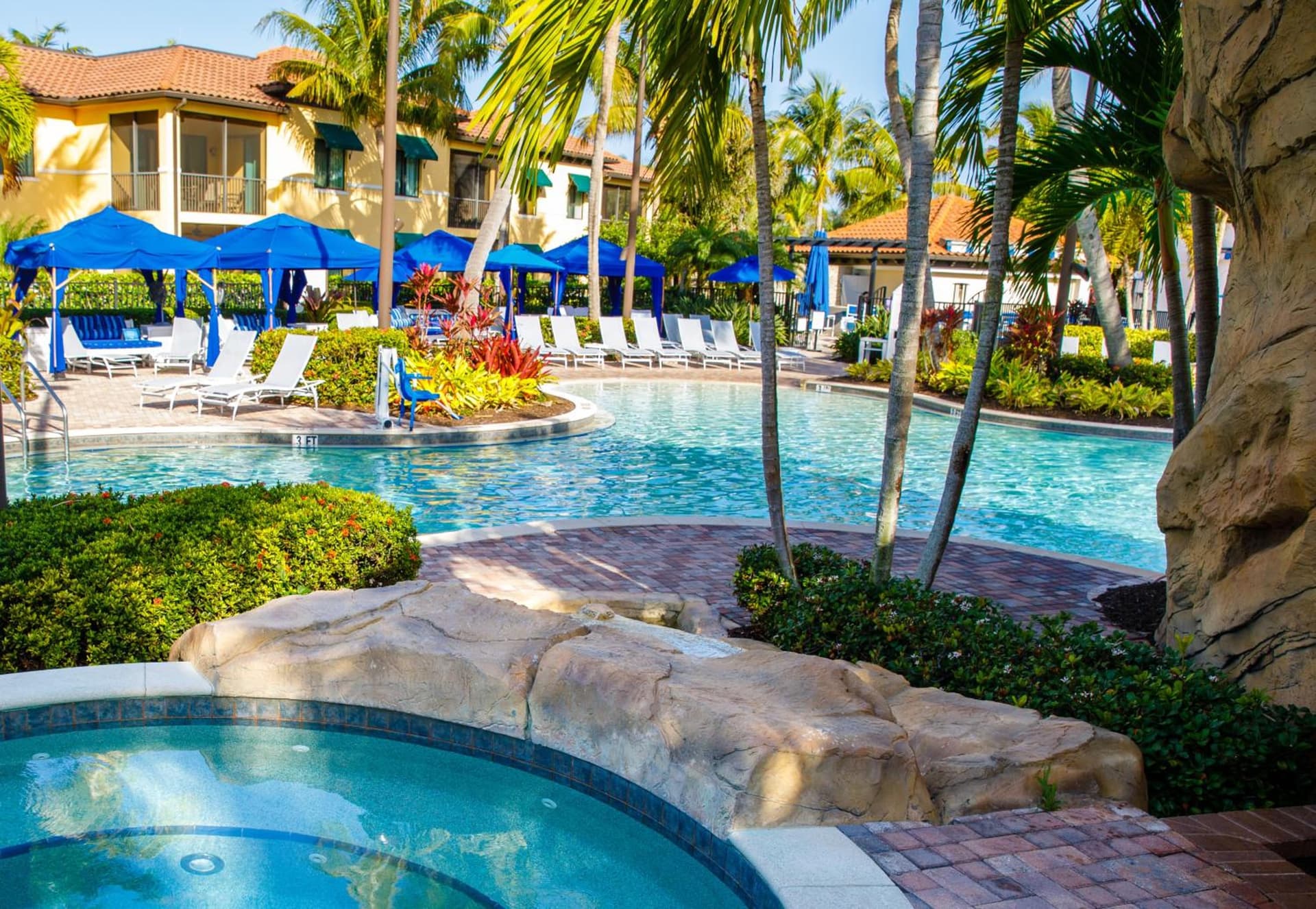 Naples Bay Resort and Marina gallery photo in Naples, FL — image 18