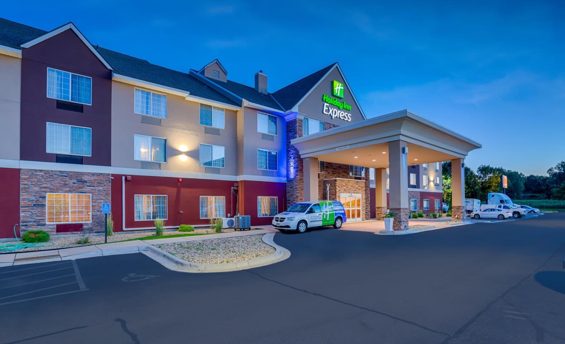 Holiday Inn Express St. Paul South - Inver Grove Heights by IHG featured exterior or lobby in Inver Grove Heights, MN — similar hotel