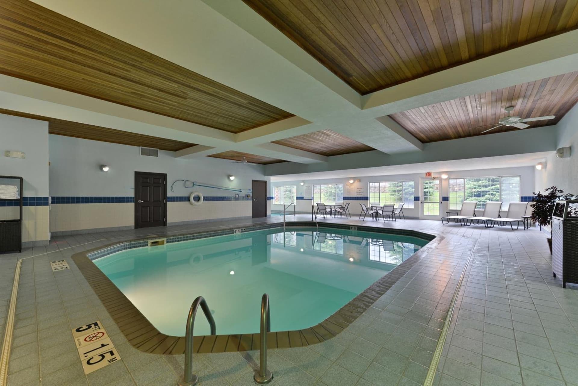 Holiday Inn Express St. Paul South - Inver Grove Heights by IHG gallery photo in Inver Grove Heights, MN — image 16