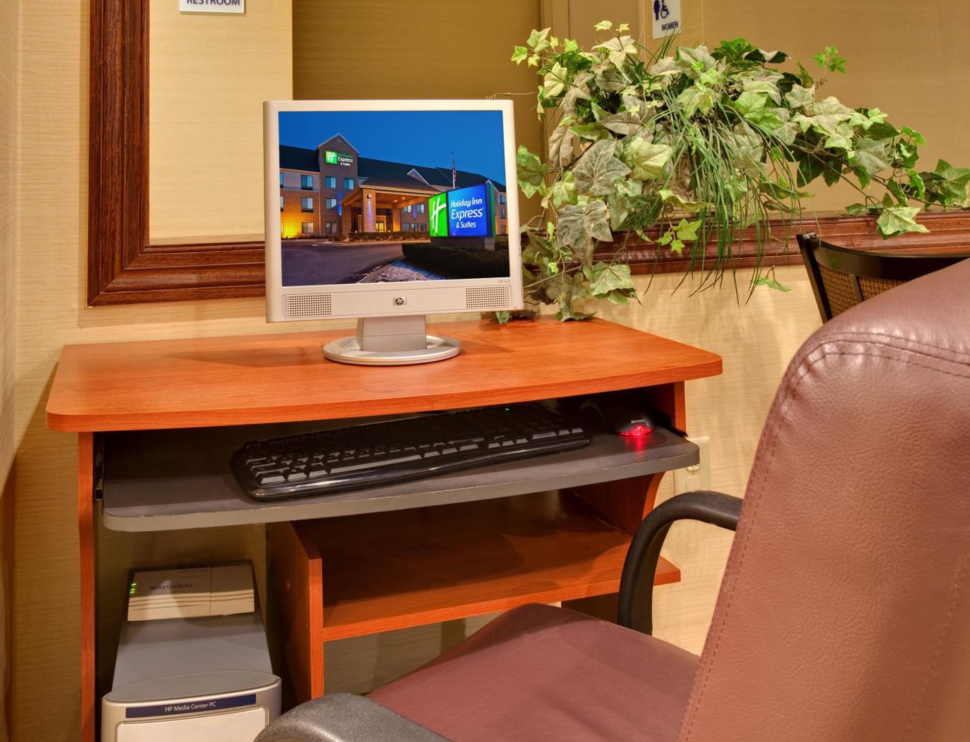 Holiday Inn Express Hotel & Suites Pleasant Prairie-Kenosha by IHG gallery photo in Pleasant Prairie, WI — image 13