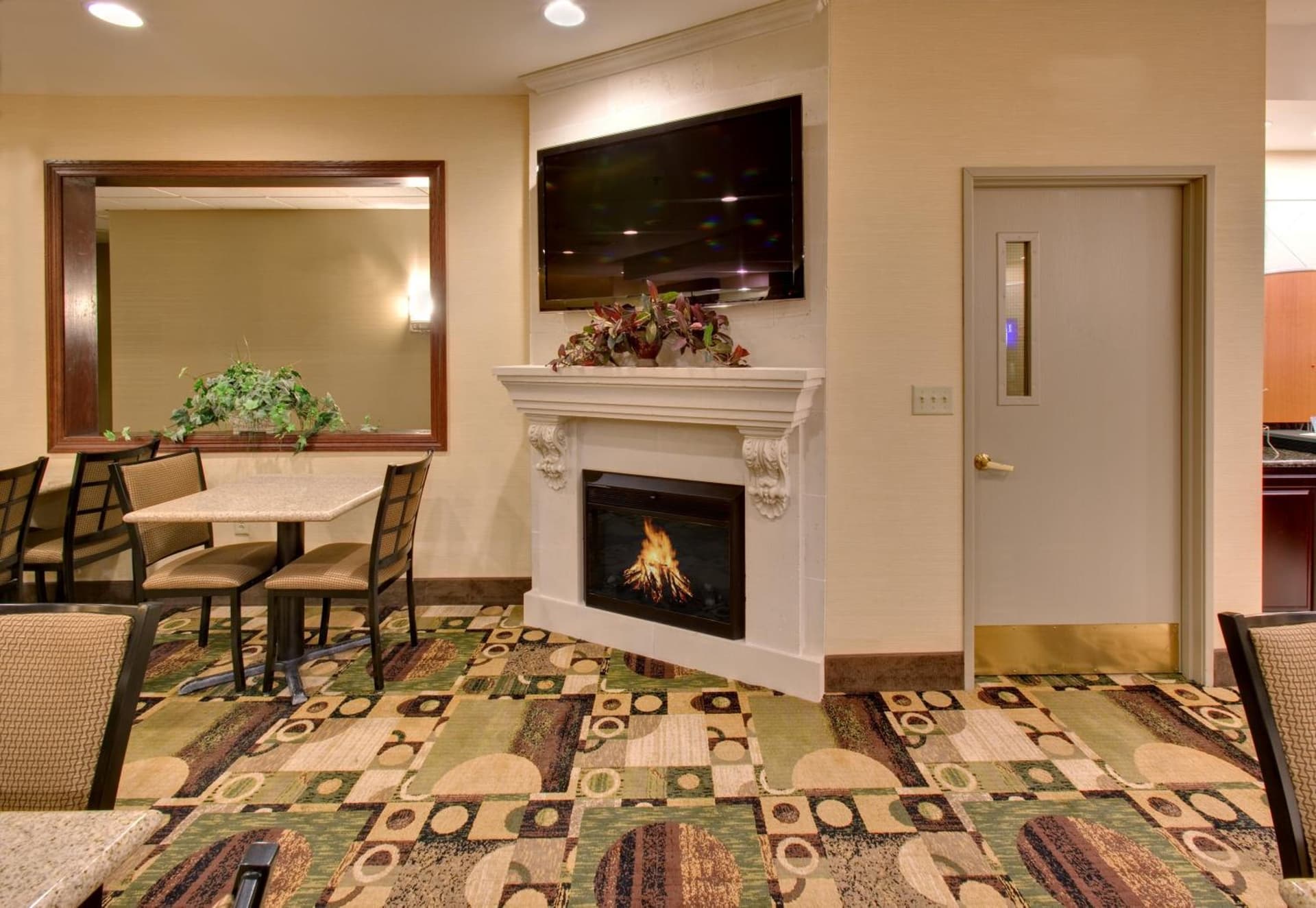 Holiday Inn Express Hotel & Suites Pleasant Prairie-Kenosha by IHG gallery photo in Pleasant Prairie, WI — image 23