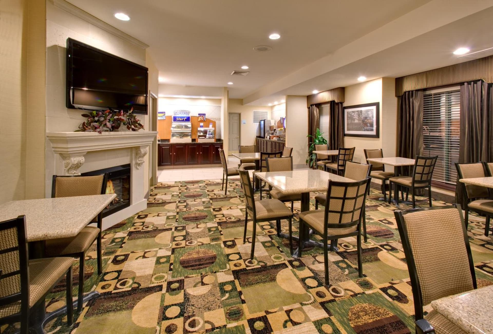 Holiday Inn Express Hotel & Suites Pleasant Prairie-Kenosha by IHG property views in Pleasant Prairie, WI — gallery photo 3