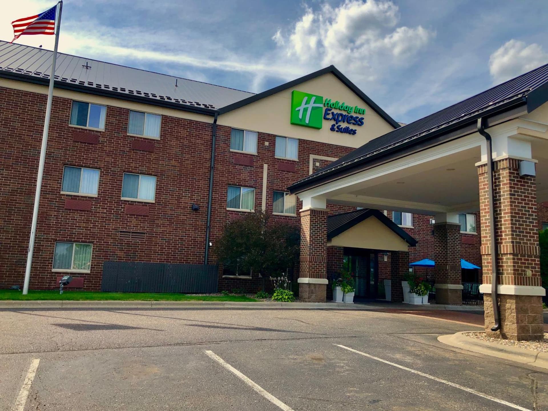Holiday Inn Express Hotel & Suites St. Paul - Woodbury by IHG gallery photo in Woodbury, MN — image 15